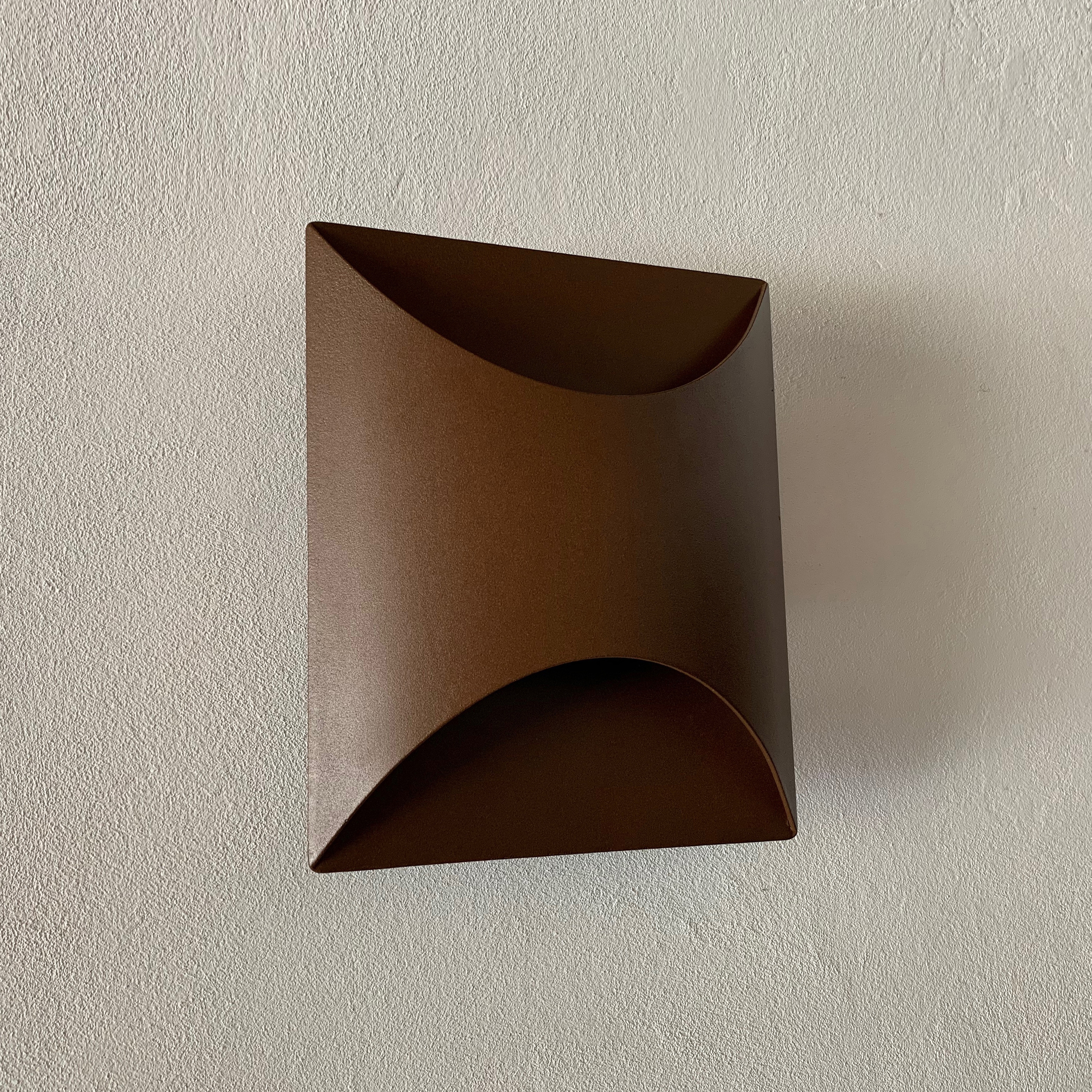 Display product LED wall lamp | AP 015 from manufacturer LYX Luminaires