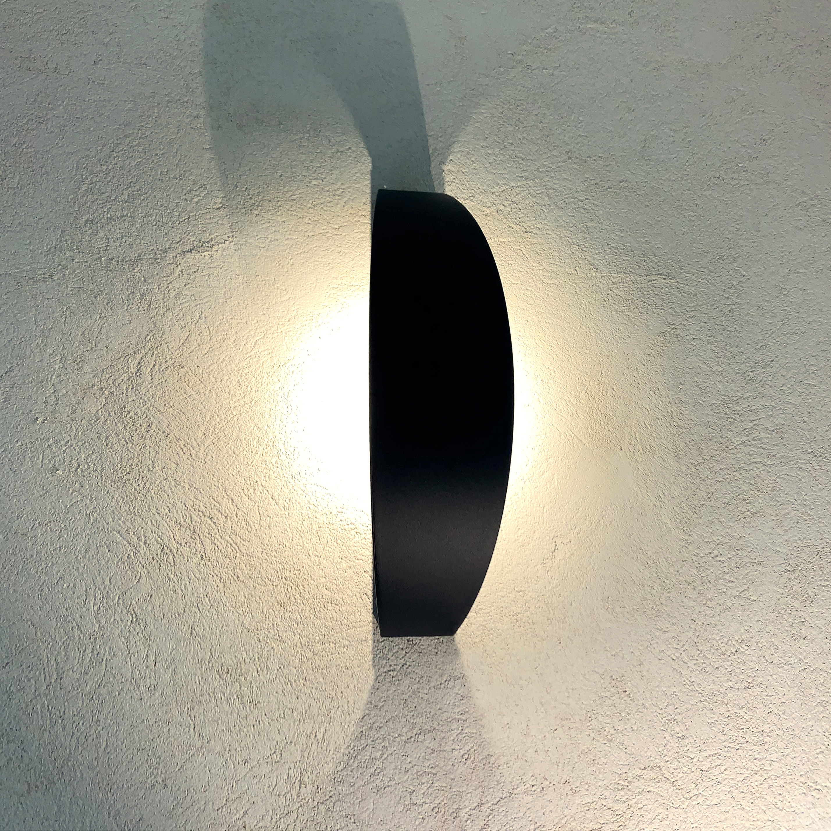 Display product LED wall lamp | Trait de lune from manufacturer LYX Luminaires