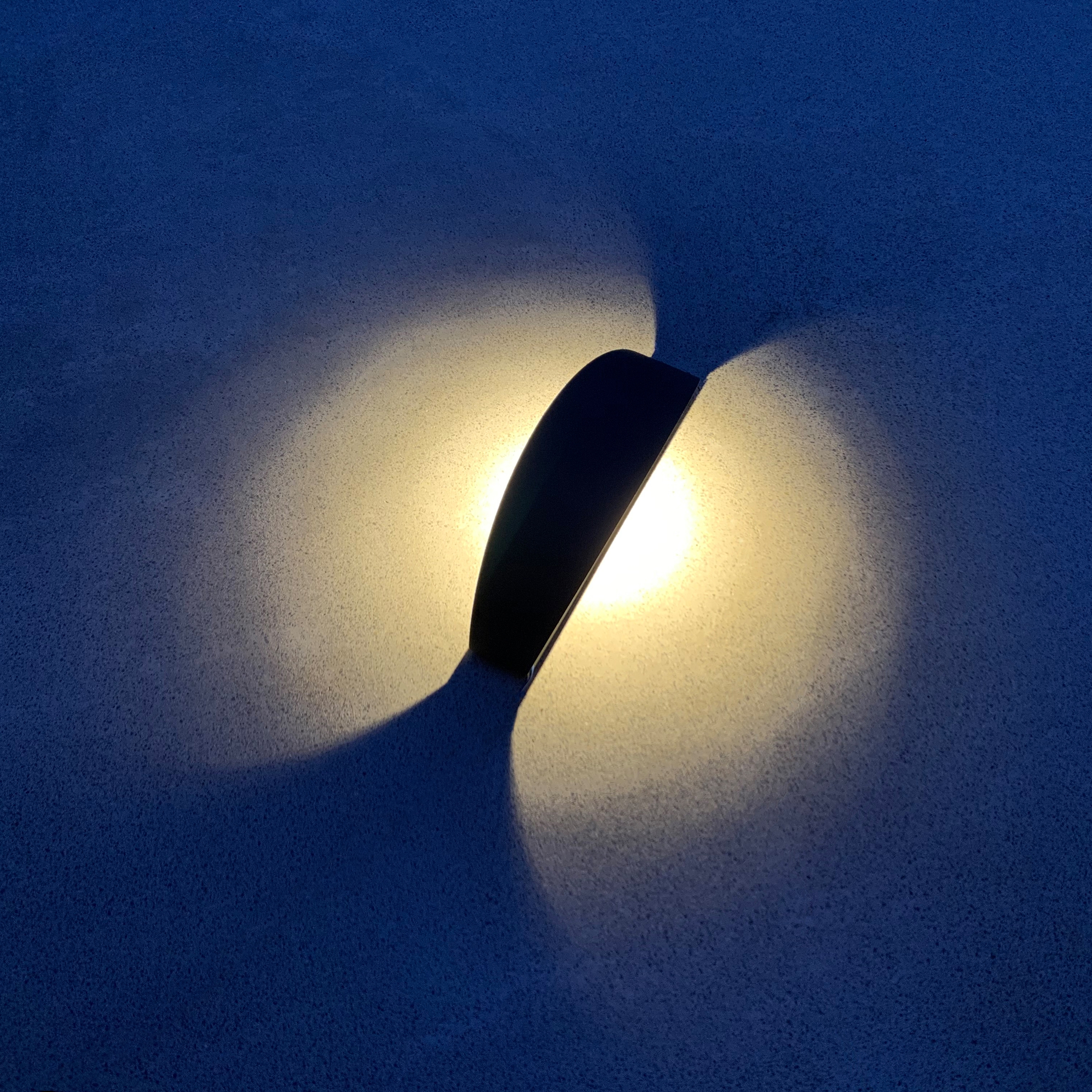 Display product LED patway light | Trait de lune from manufacturer LYX Luminaires