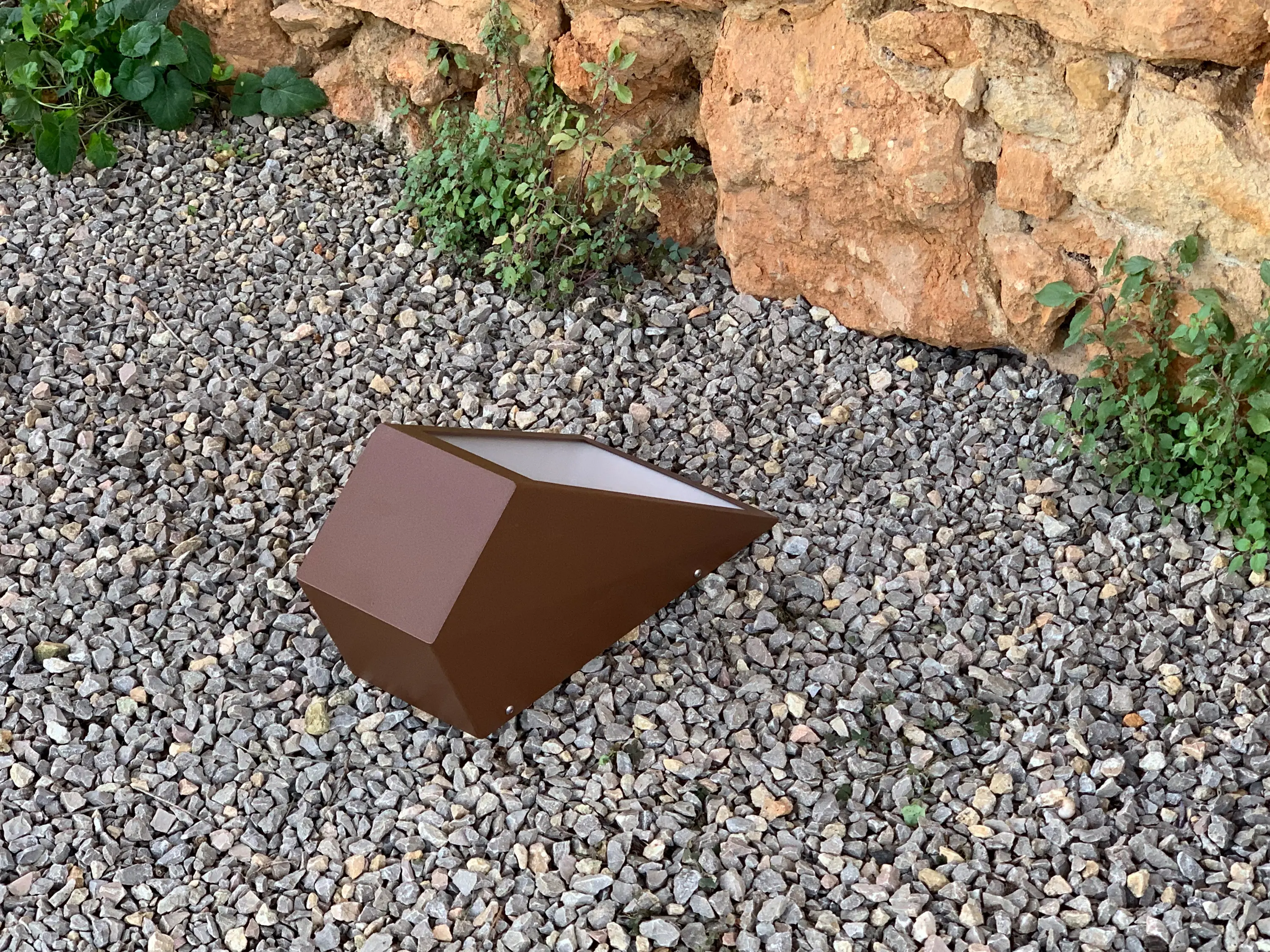 gallery-slide-0