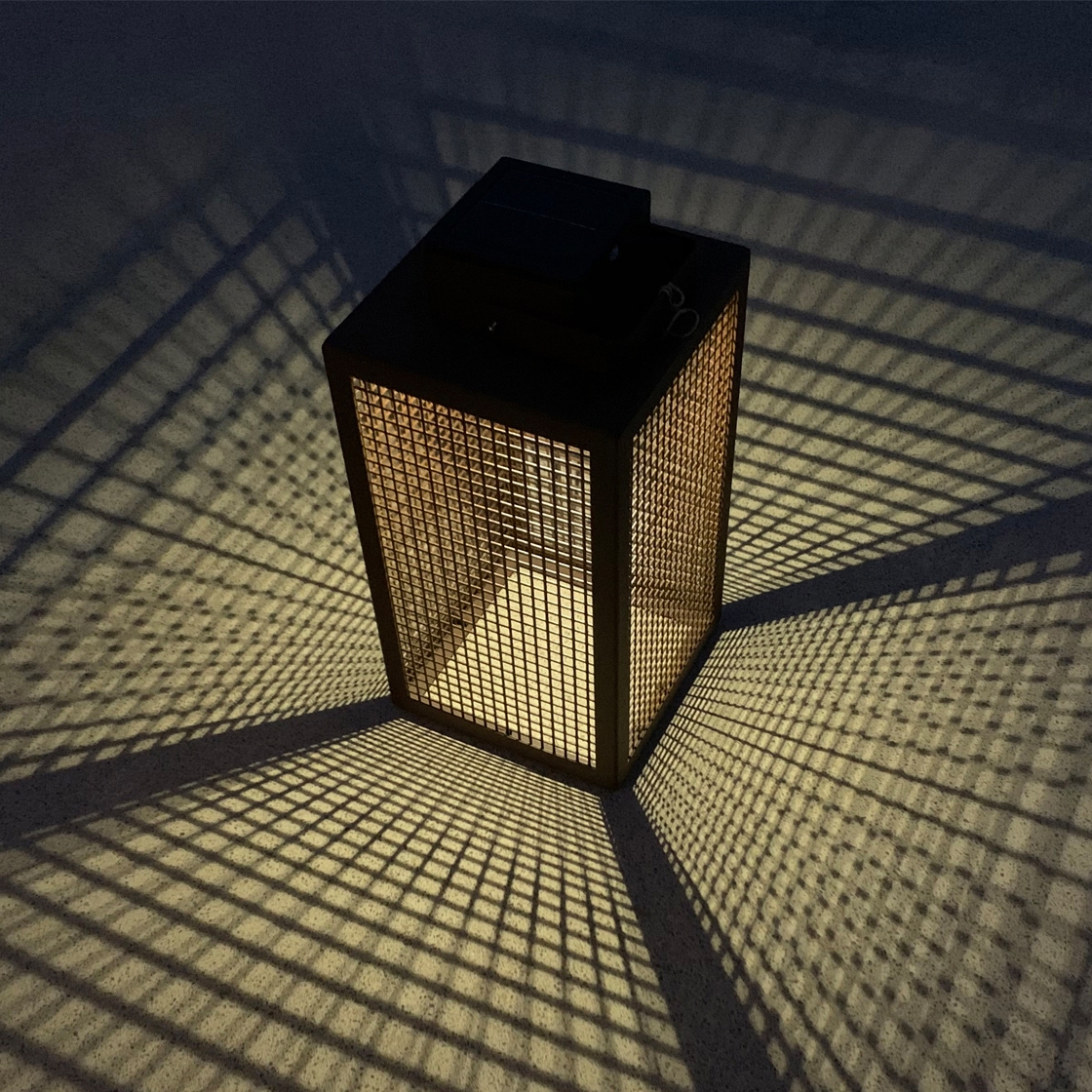 Display product SOLAR lantern | LAS 500 trame from manufacturer LYX Luminaires