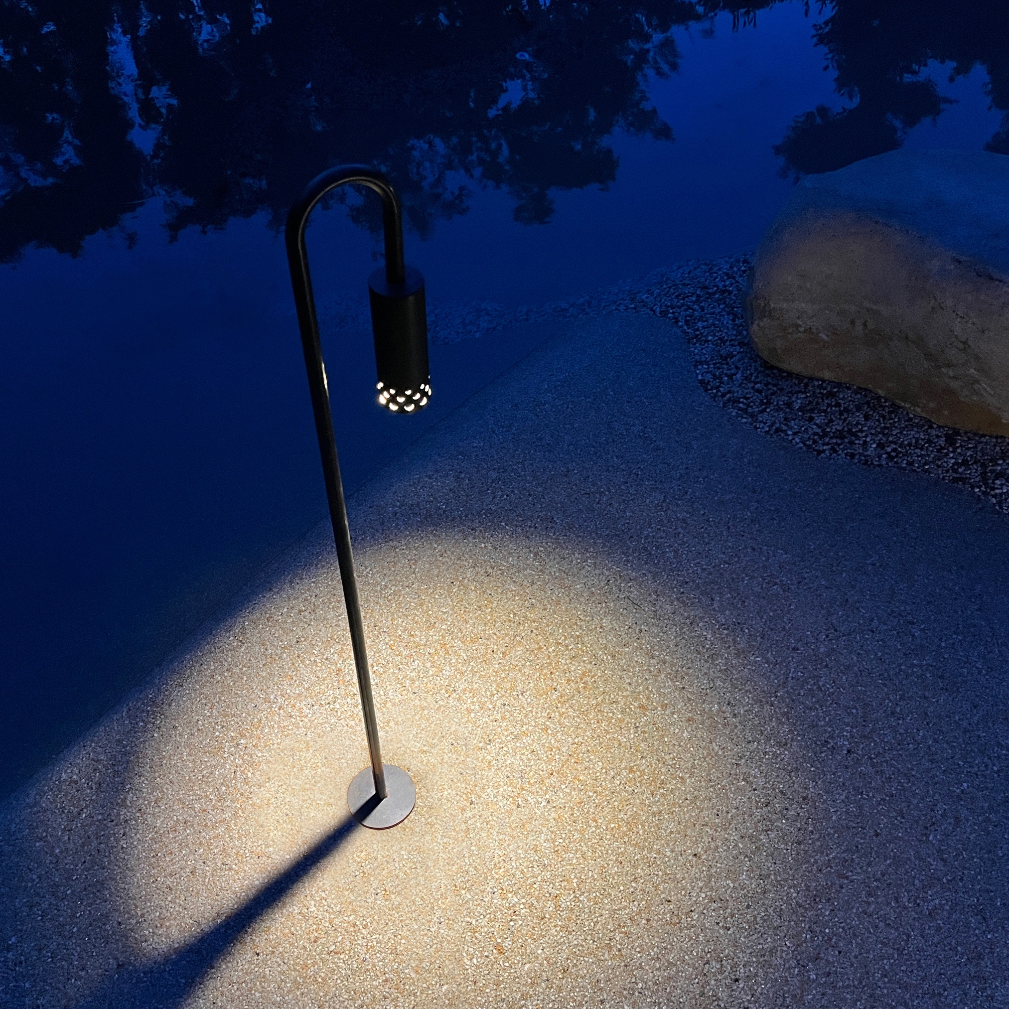 Produkt Bake LED | pathway light  | ELYXIR des Herstellers LYX Luminaires anzeigen