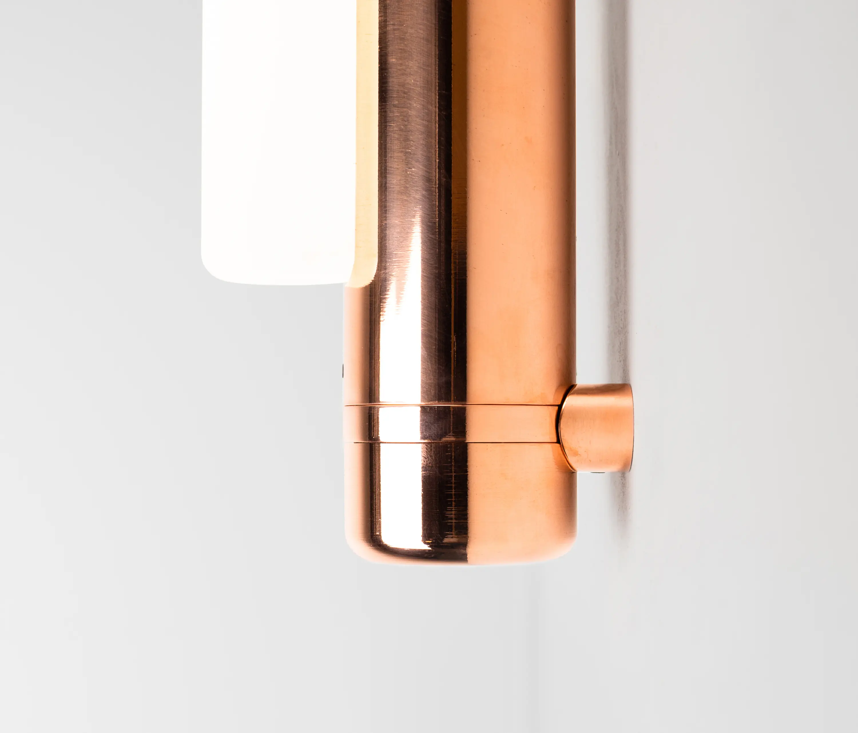 A-N-D - Pipeline 40 Ceiling/Wall