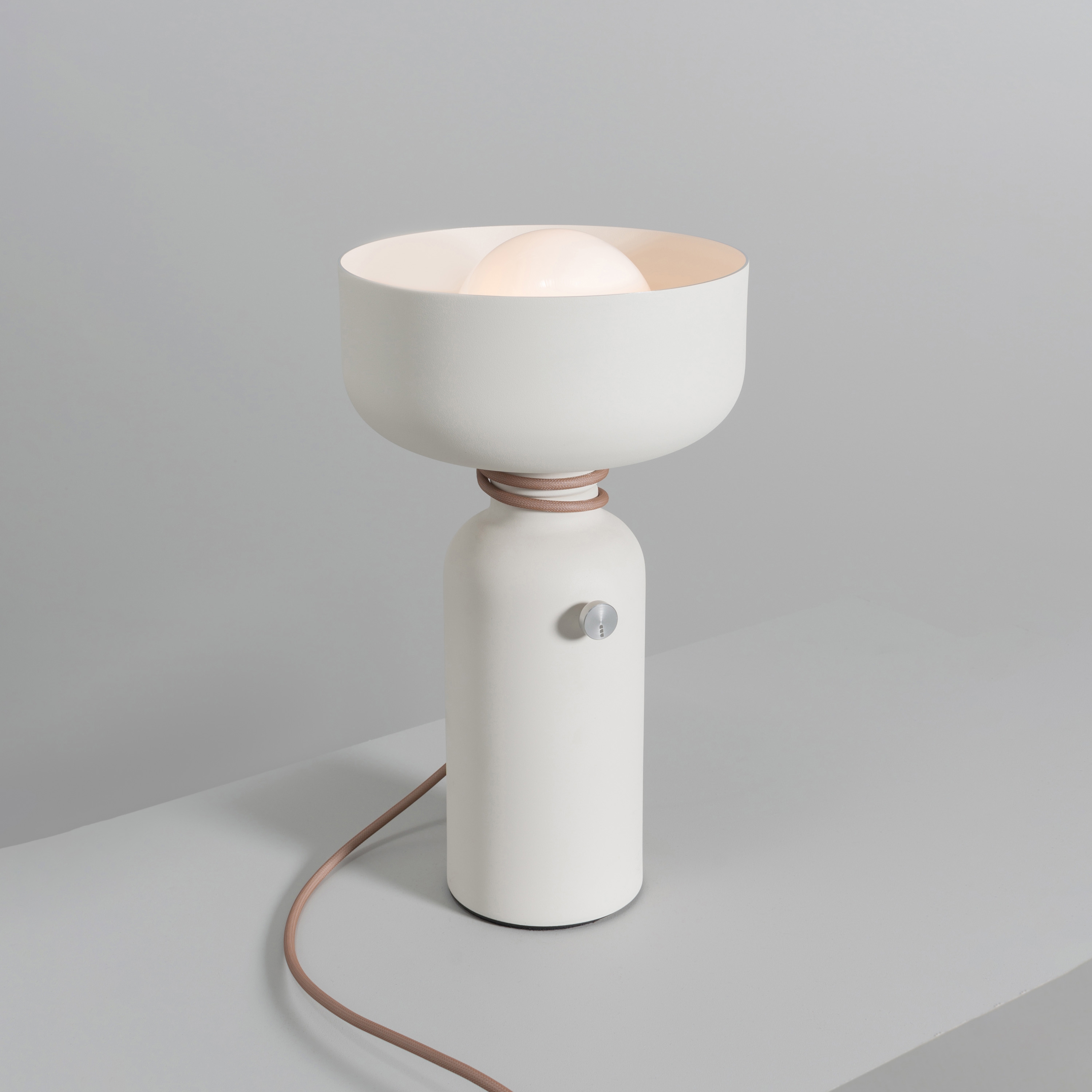 Display product Spotlight Table from manufacturer A-N-D