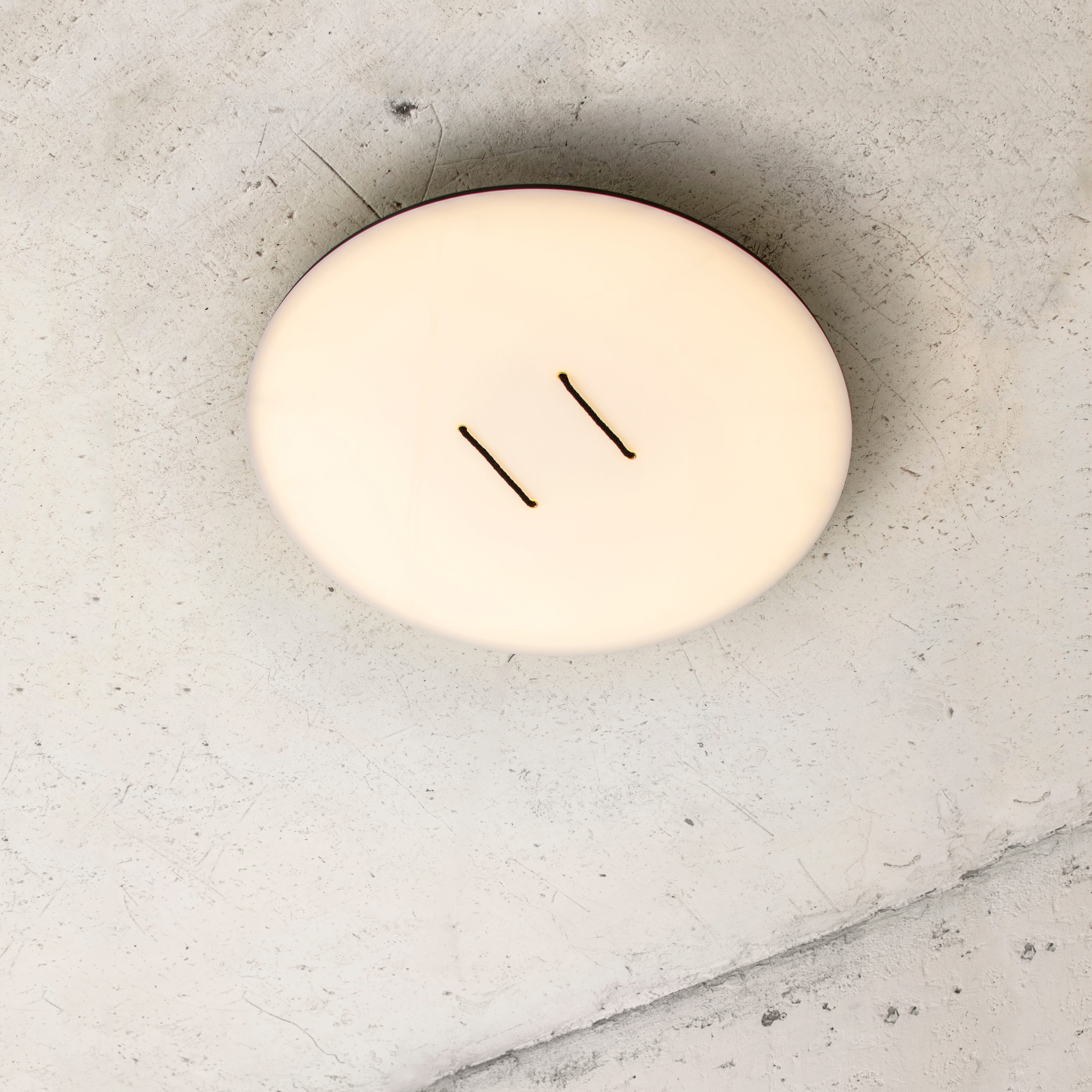 Mostra il prodotto Button 60 Ceiling/Wall del produttore A-N-D