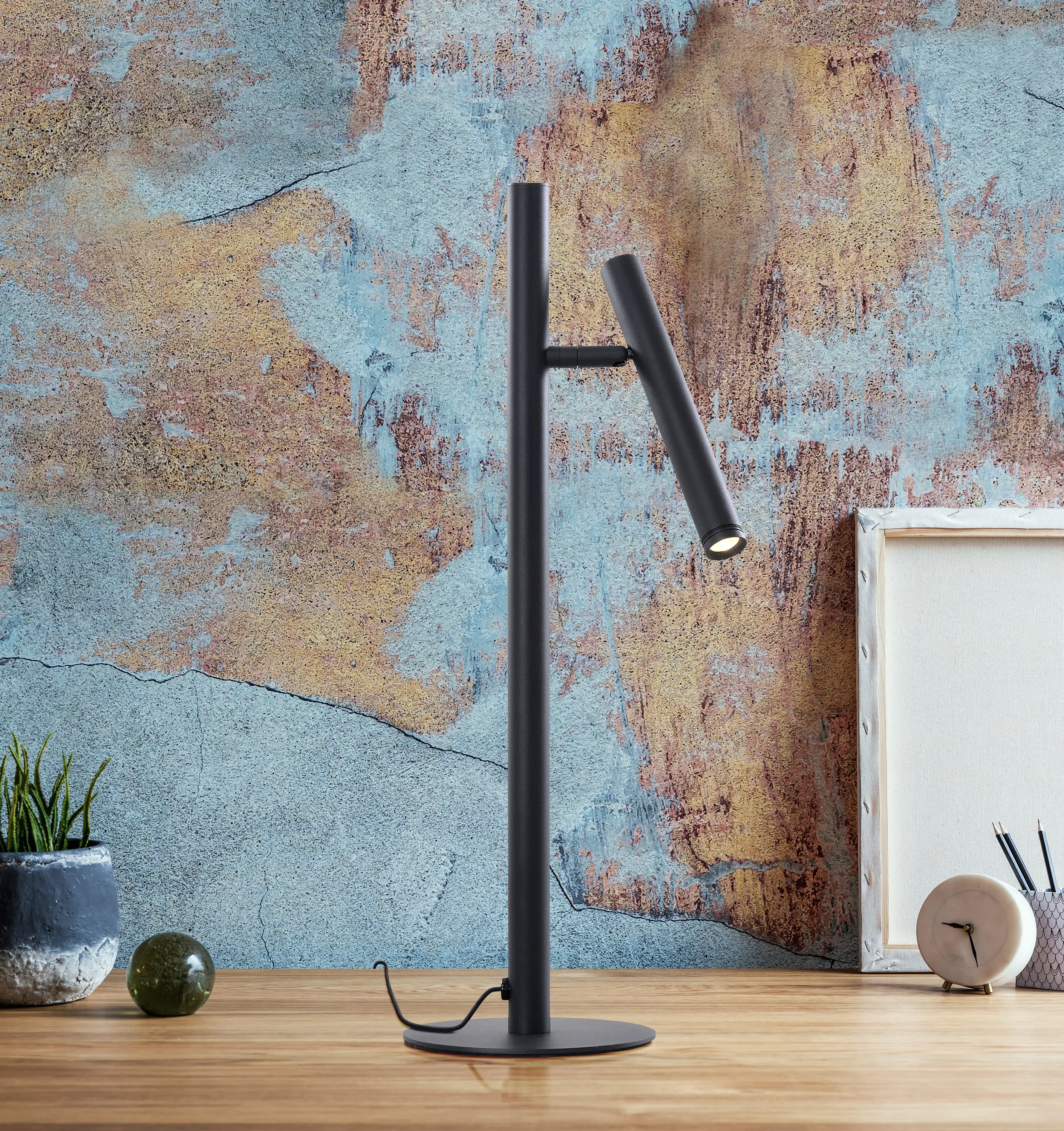 Valaisin Grönlund - Pen Lampada da tavolo, nero