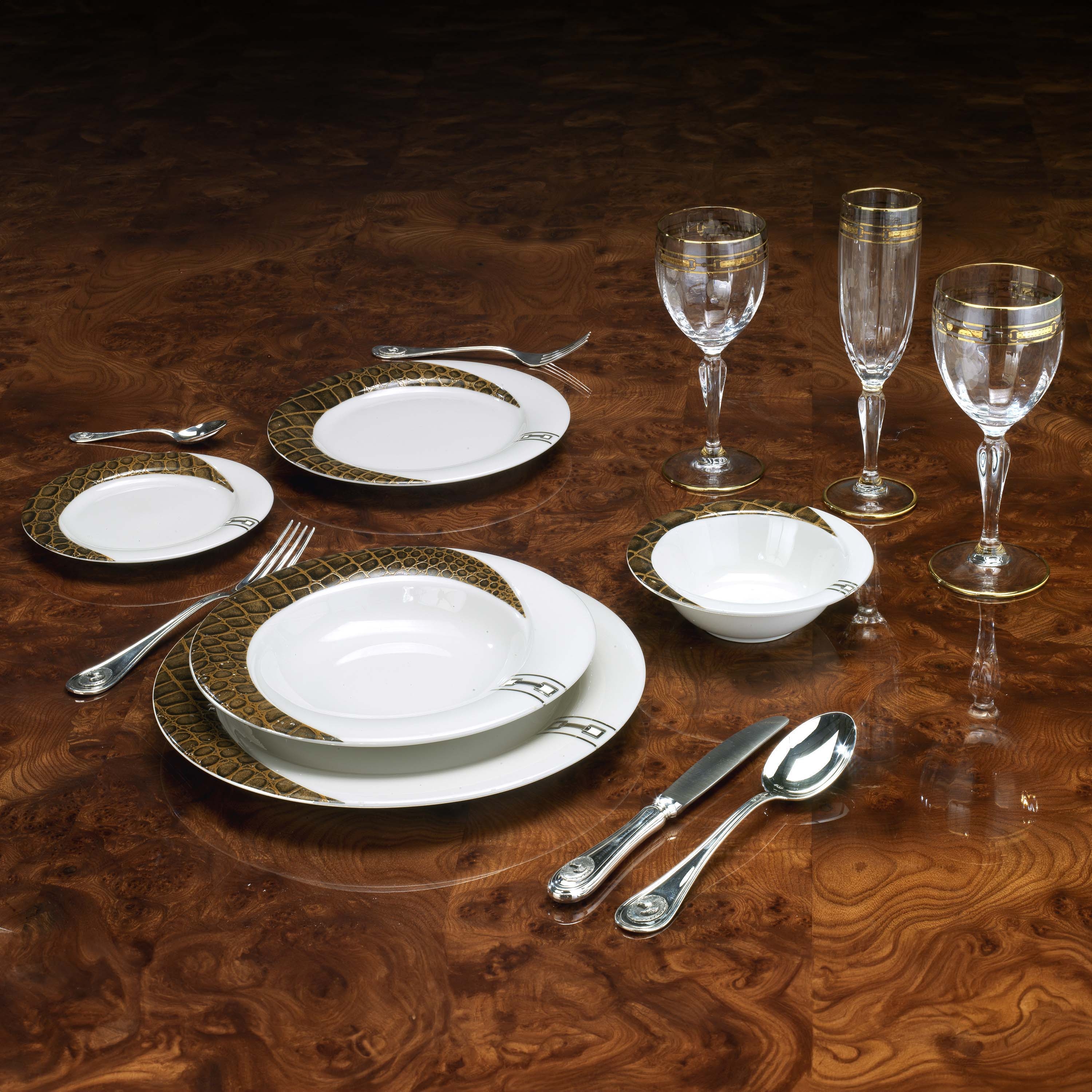 Display product FORMITALIA Glamour | Texas Set Porcelains from manufacturer Formitalia