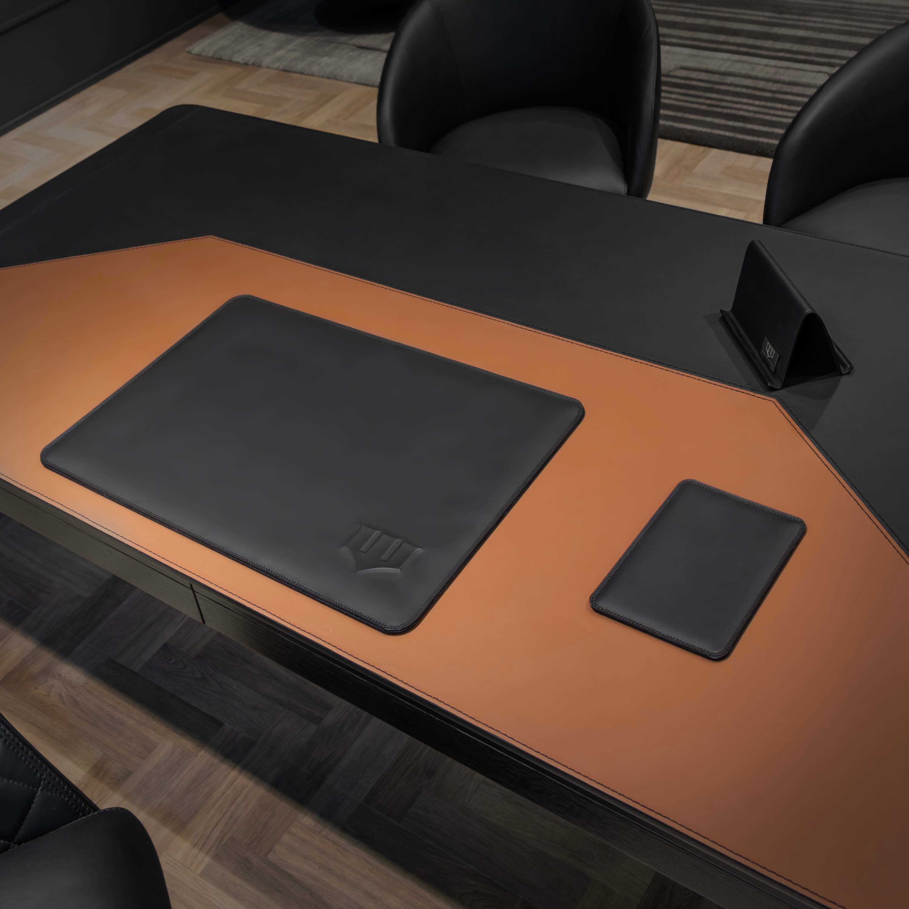 Mostrar el producto WAYNE Enterprises | WE-DK01 Desk Kits del fabricante Formitalia
