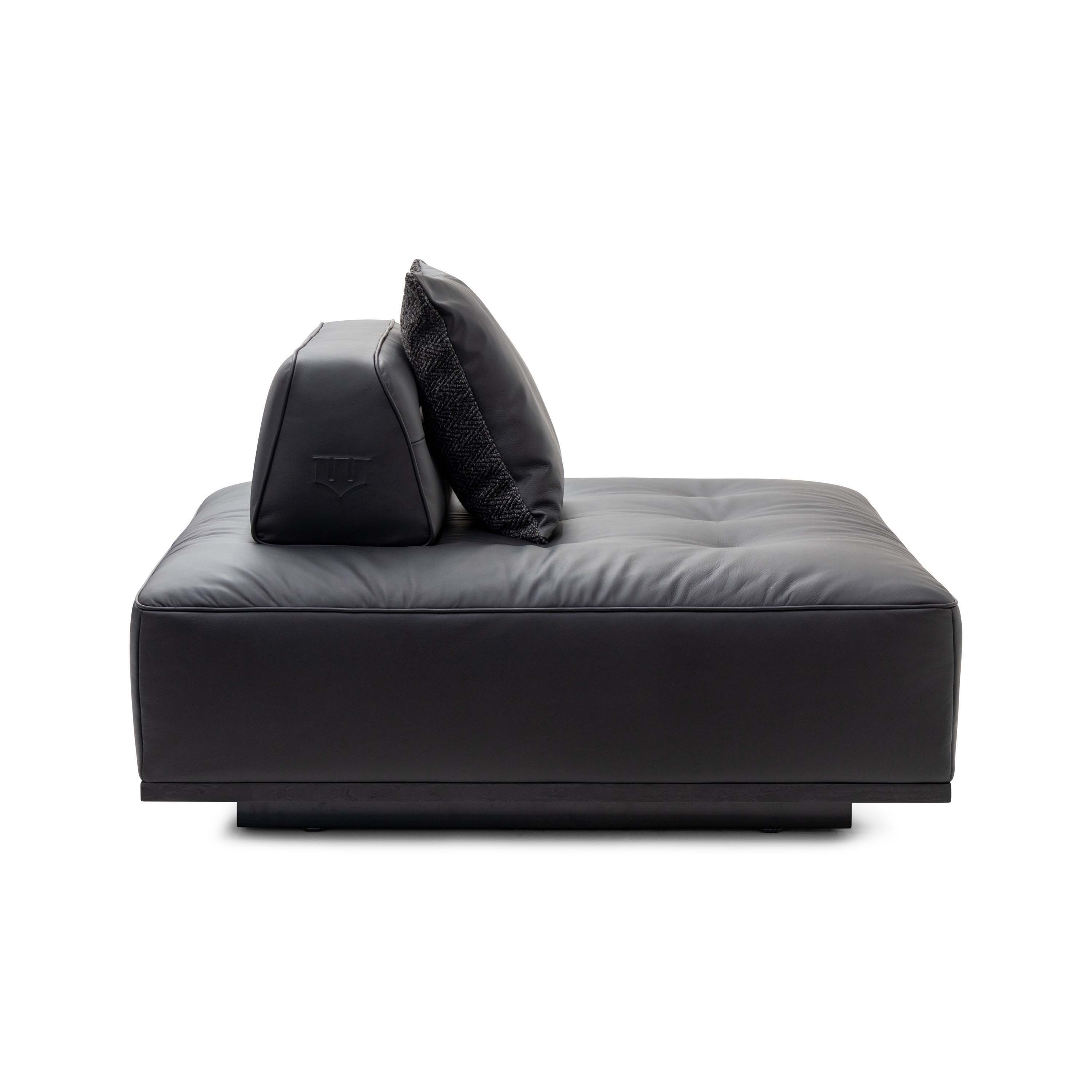 Mostra il prodotto WAYNE Enterprises | WE-031 Sofa del produttore Formitalia