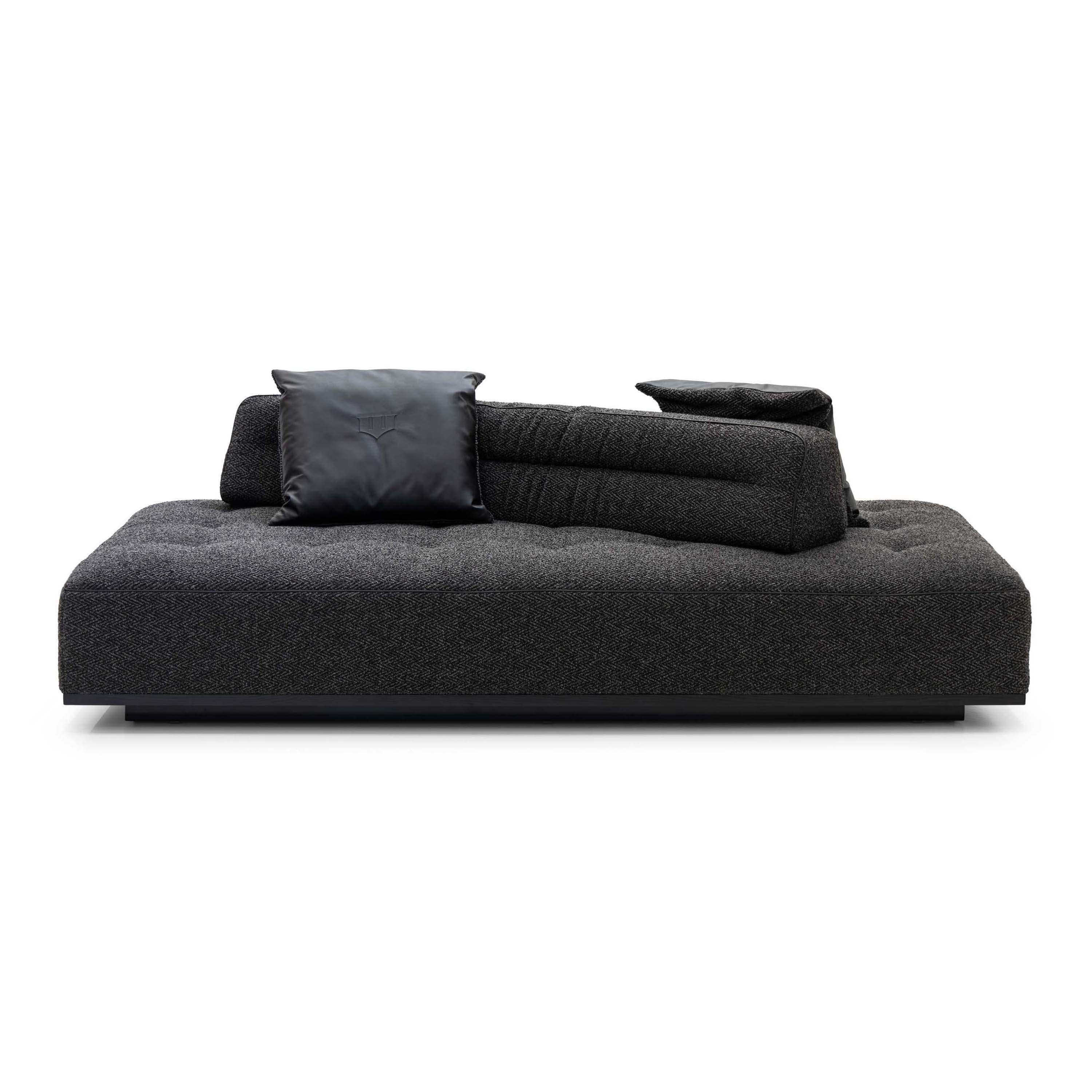 Mostra il prodotto WAYNE Enterprises | WE-031 Sofa del produttore Formitalia