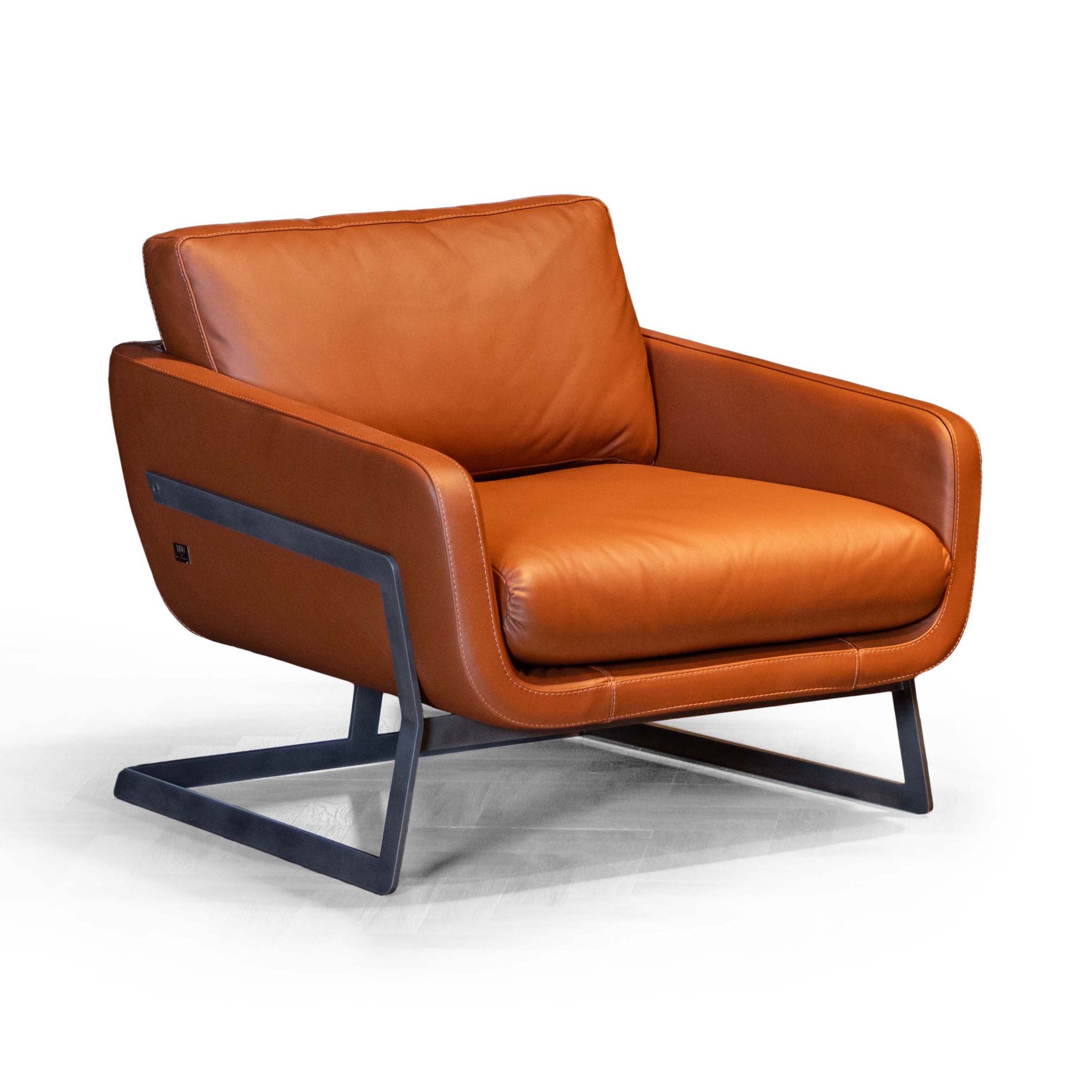 Mostra il prodotto WAYNE Enterprises | WE-113 Armchair del produttore Formitalia