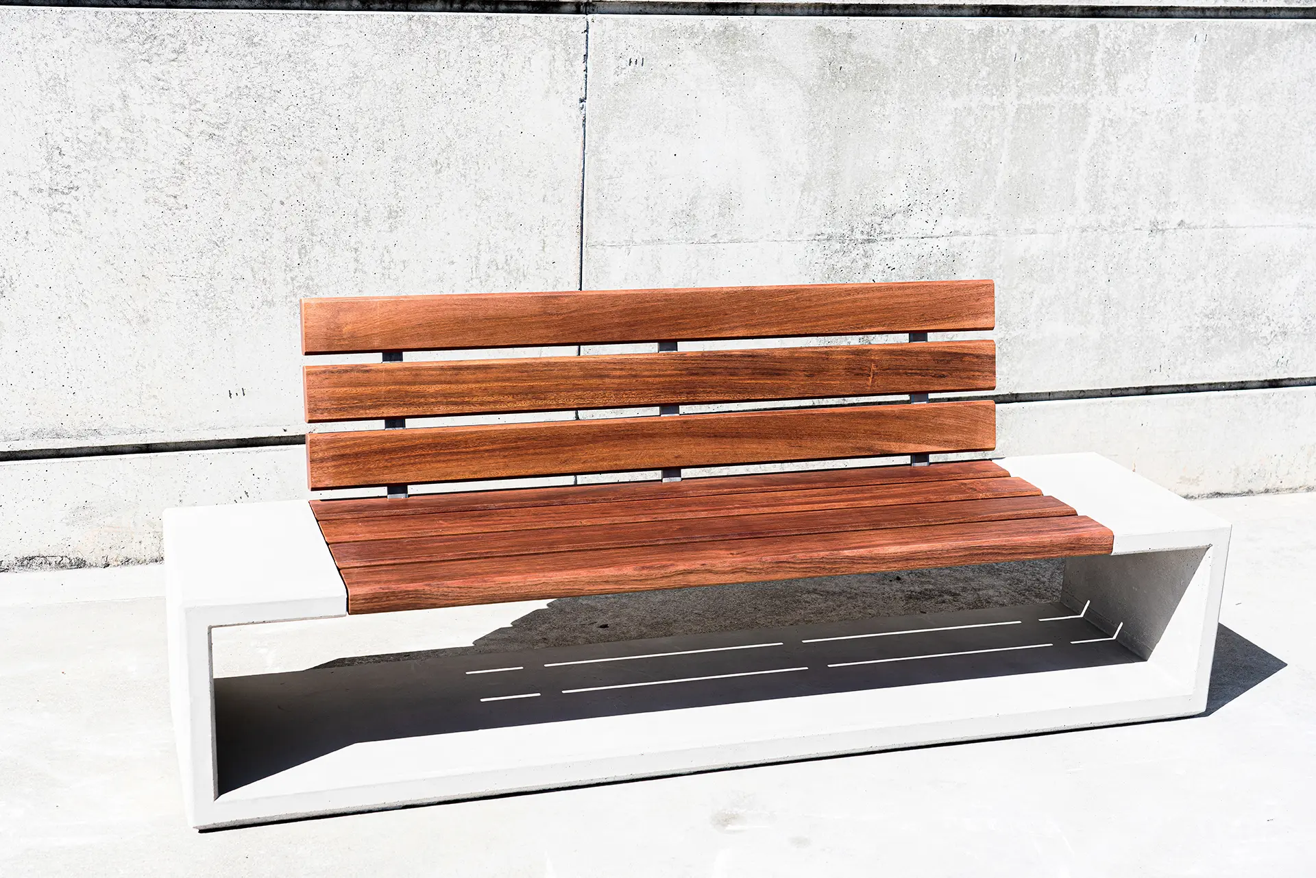 Sit - Outline Bench W/Backrest