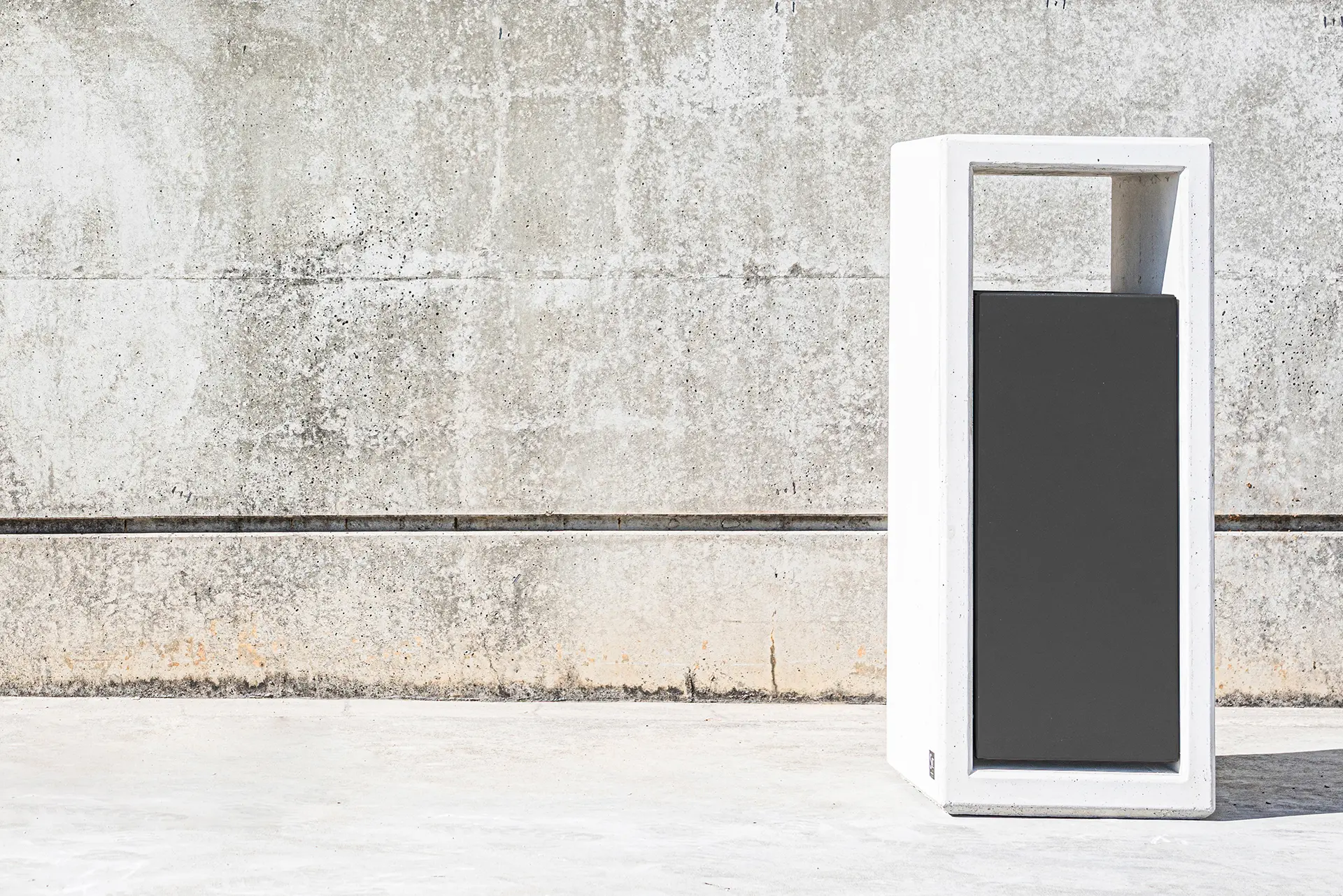Sit - Outline Litter Bin - Metal