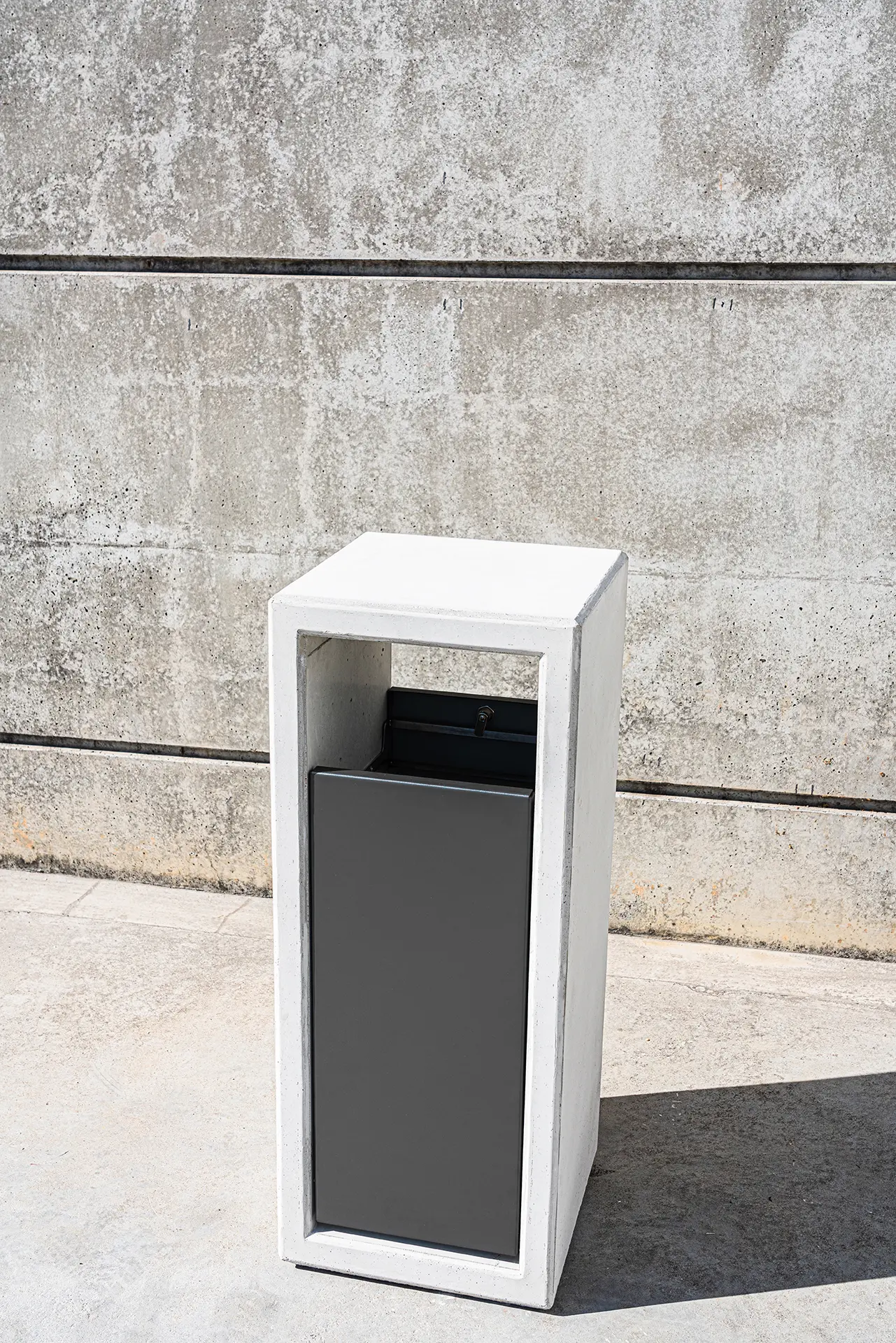 Sit - Outline Litter Bin - Metal