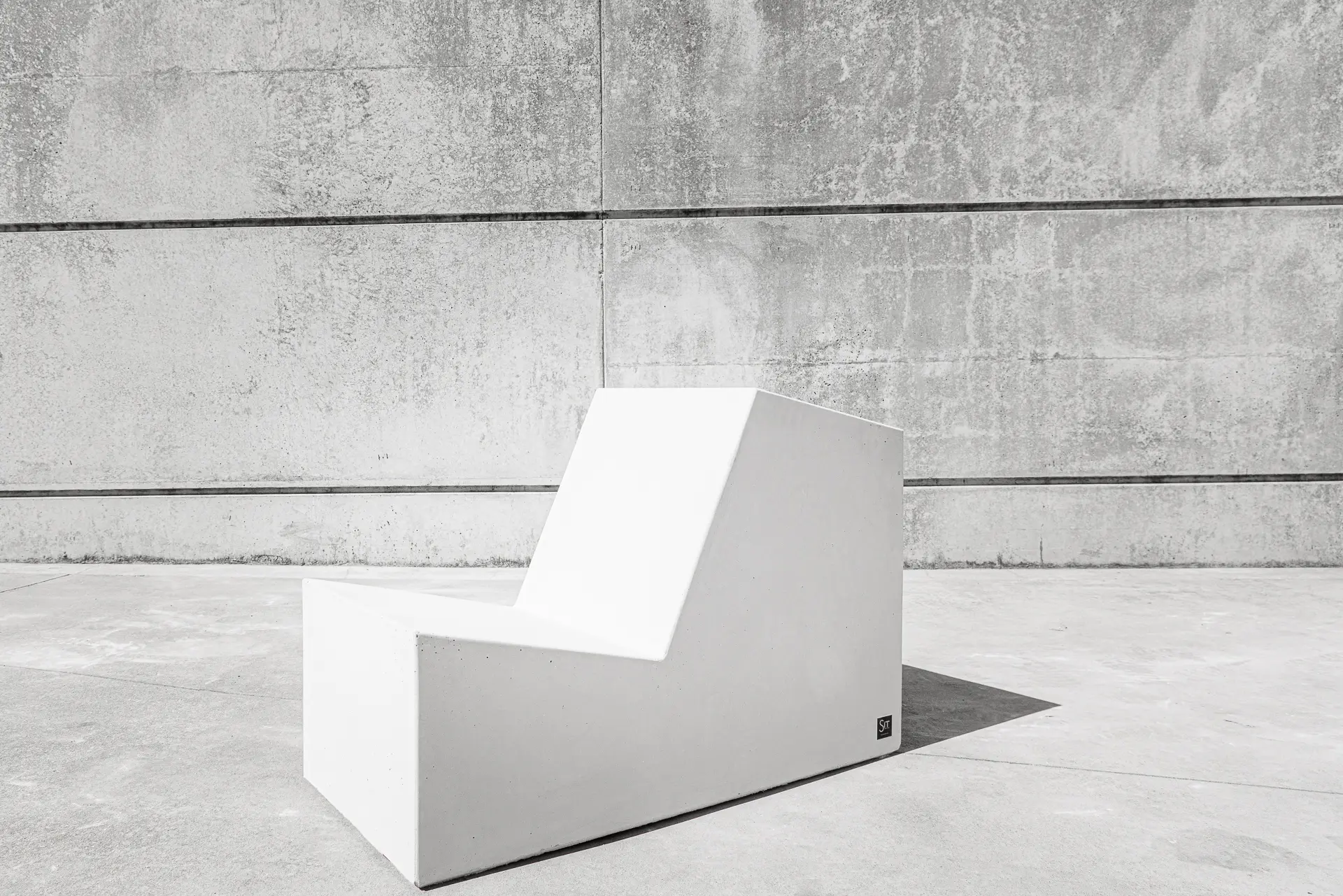 Sit - Form Single Sofa