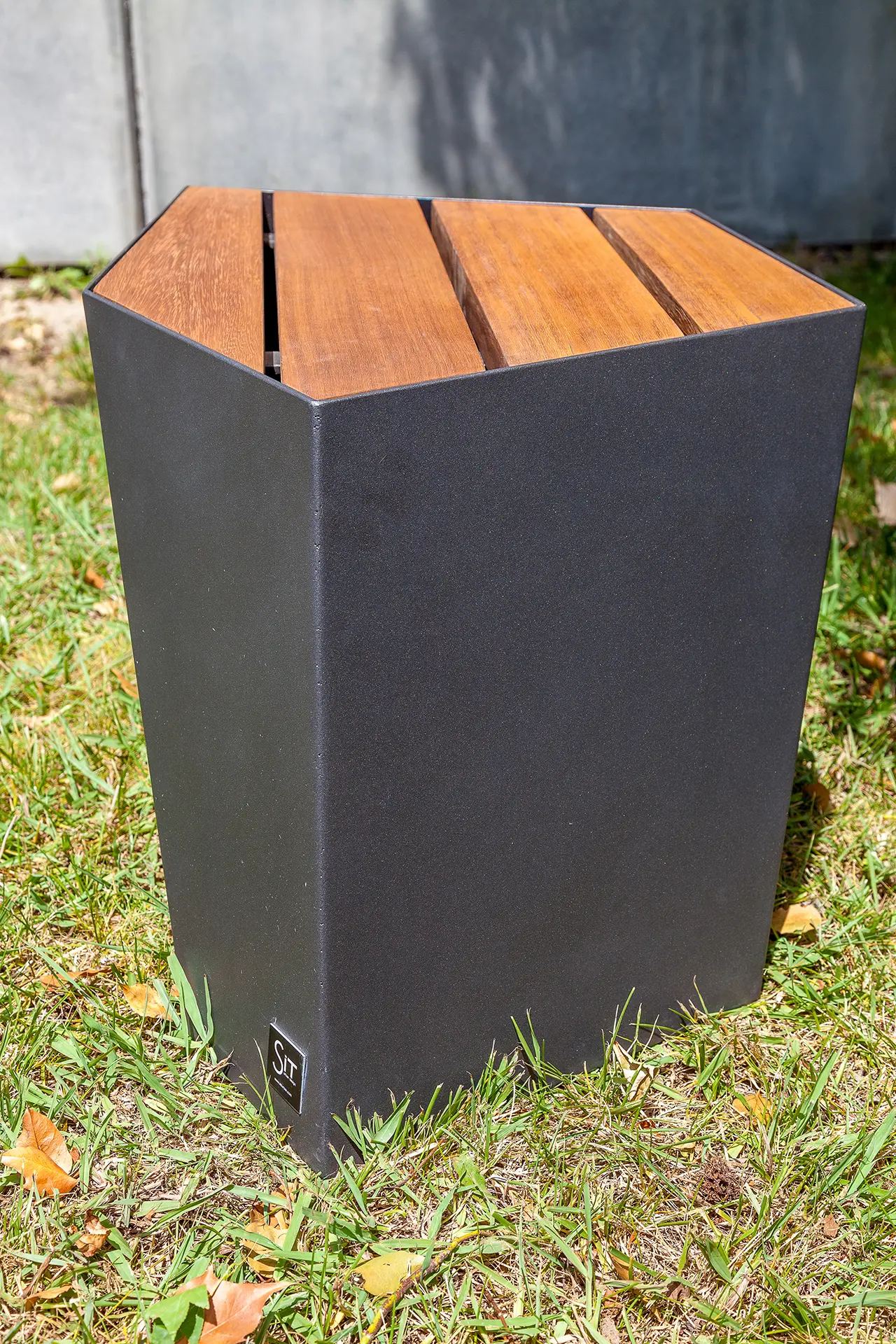 Sit - Skew Single Bench