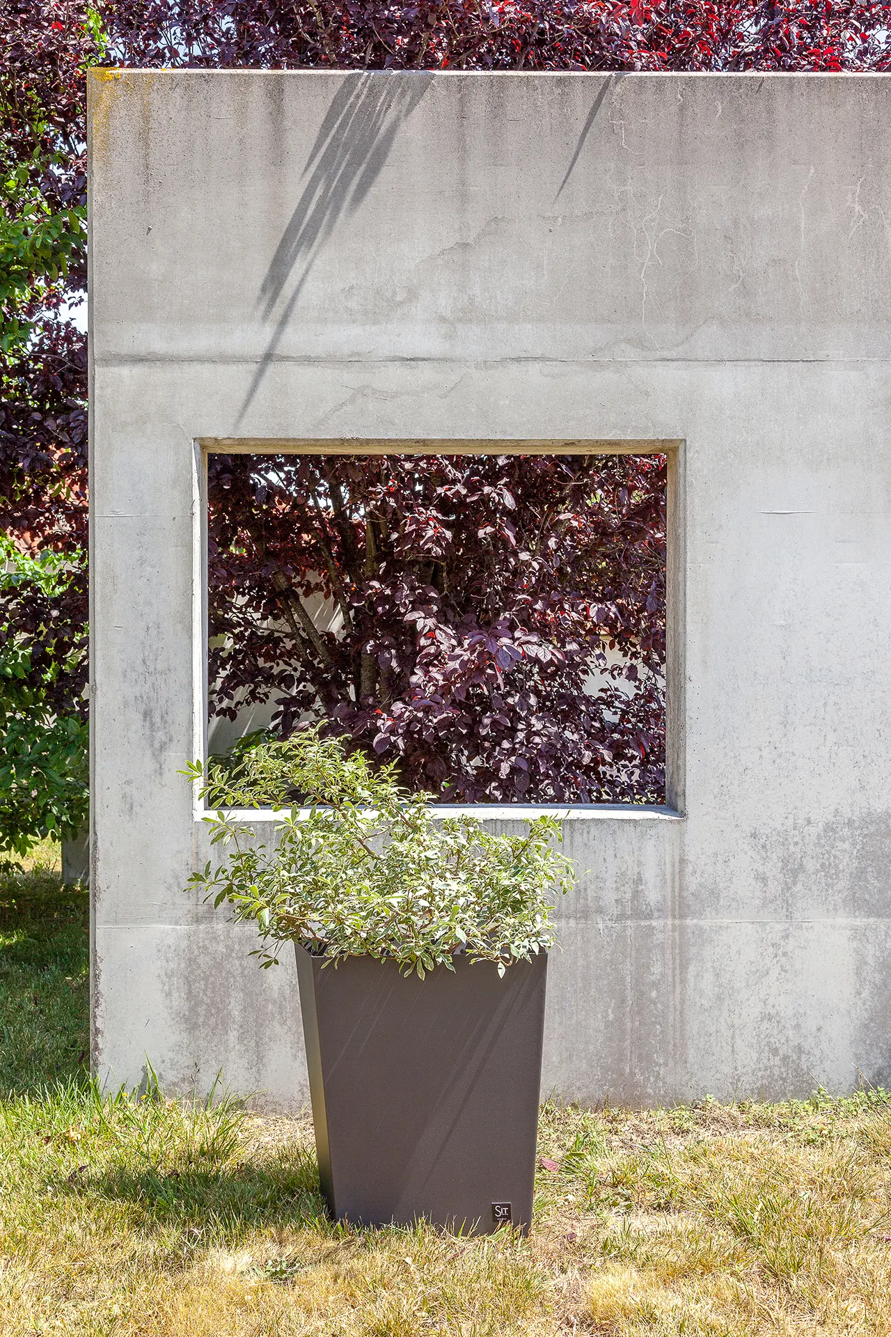 Sit - Skew Planter 60