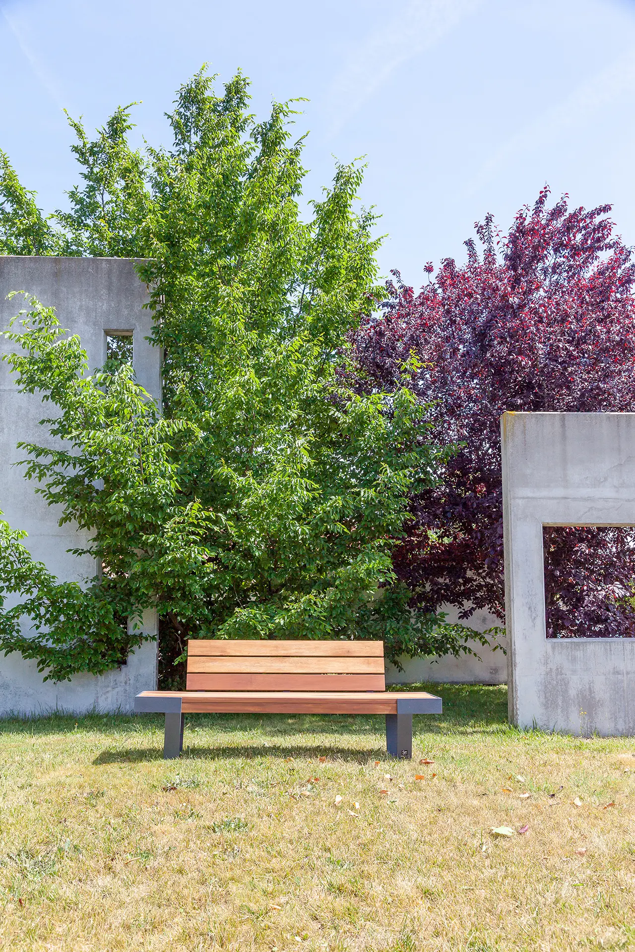 Sit - Wade Bench