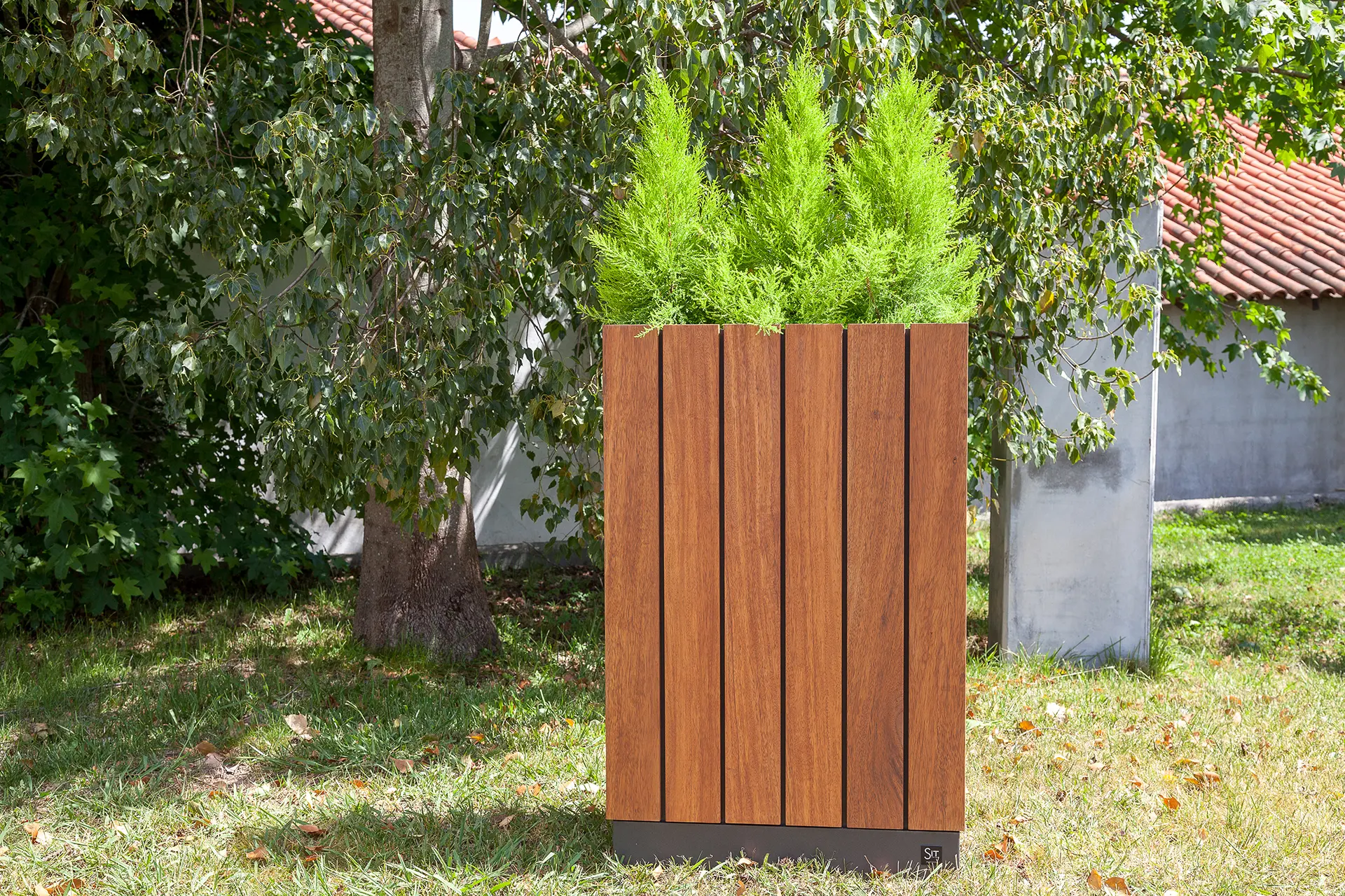 Sit - Wade Rectangle Planter