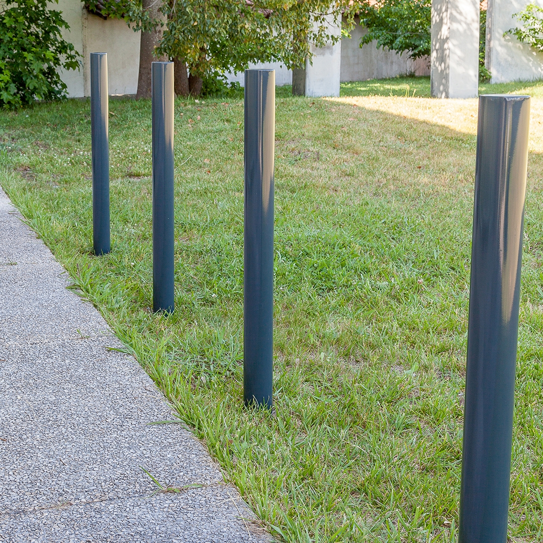 Basic Round Bollard