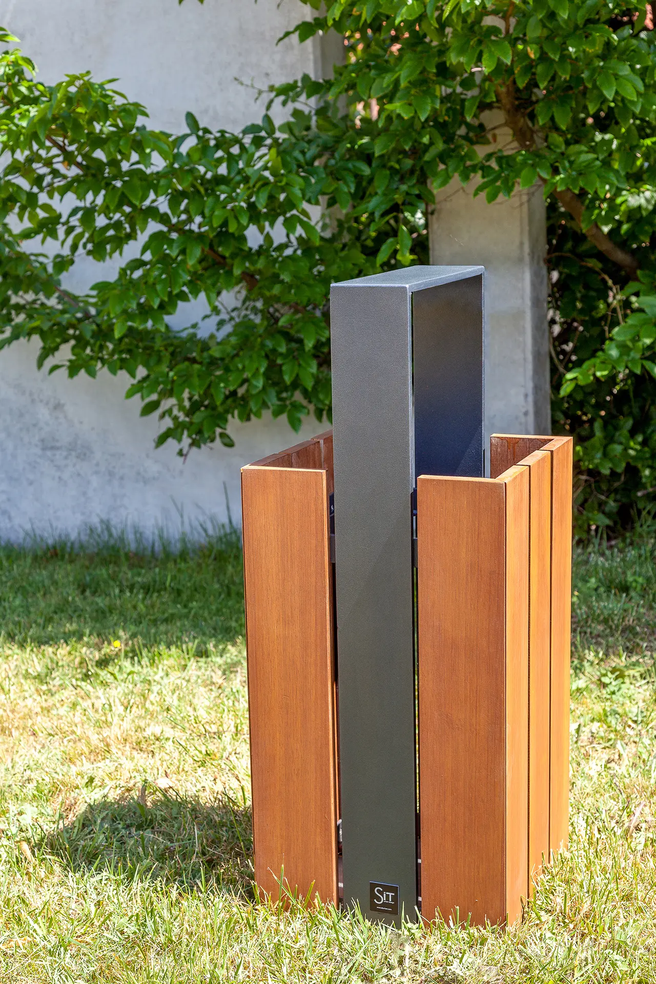 Sit - Wade Litter Bin