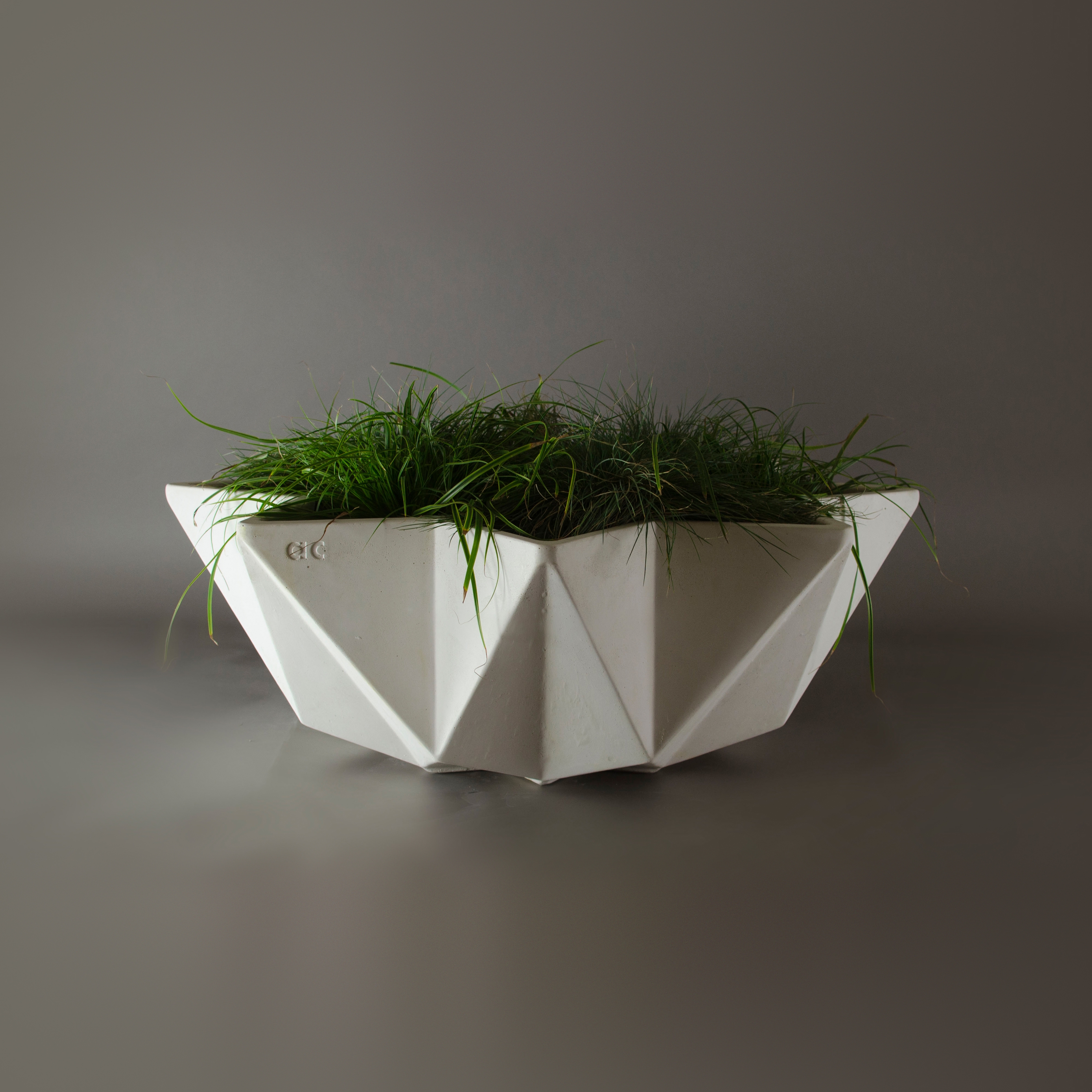 Kronen Bowl Planter, White