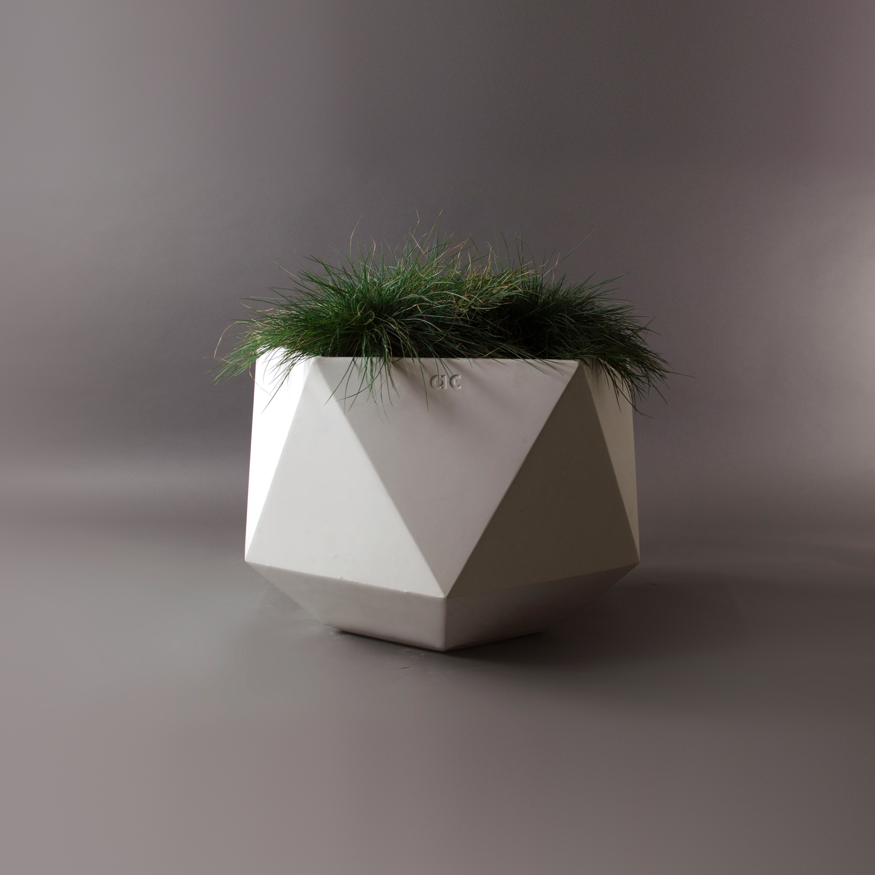 Femkant Garden Planter, White