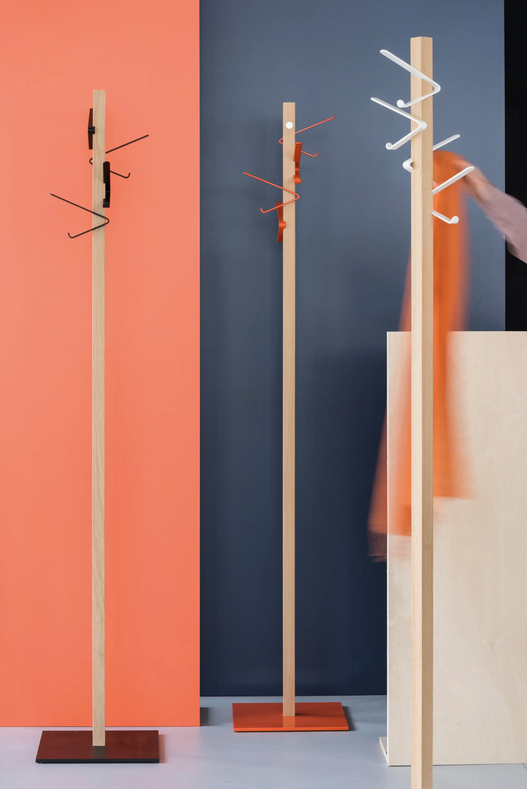 Georg Muehlmann - Duck | coat rack