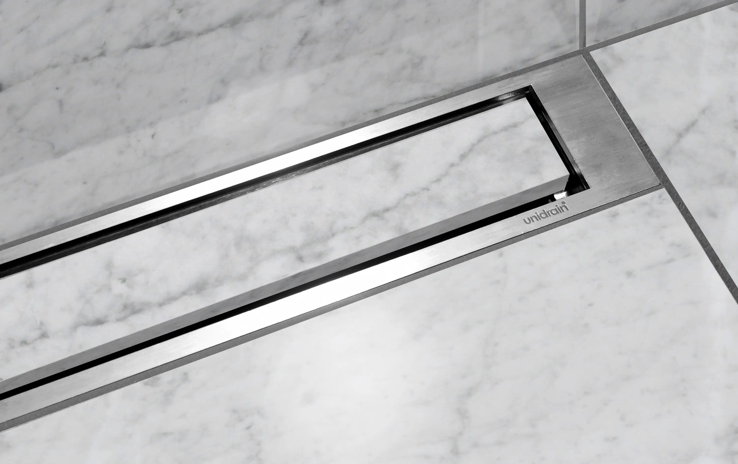 Unidrain - HighLine | Line drain - Custom with frame