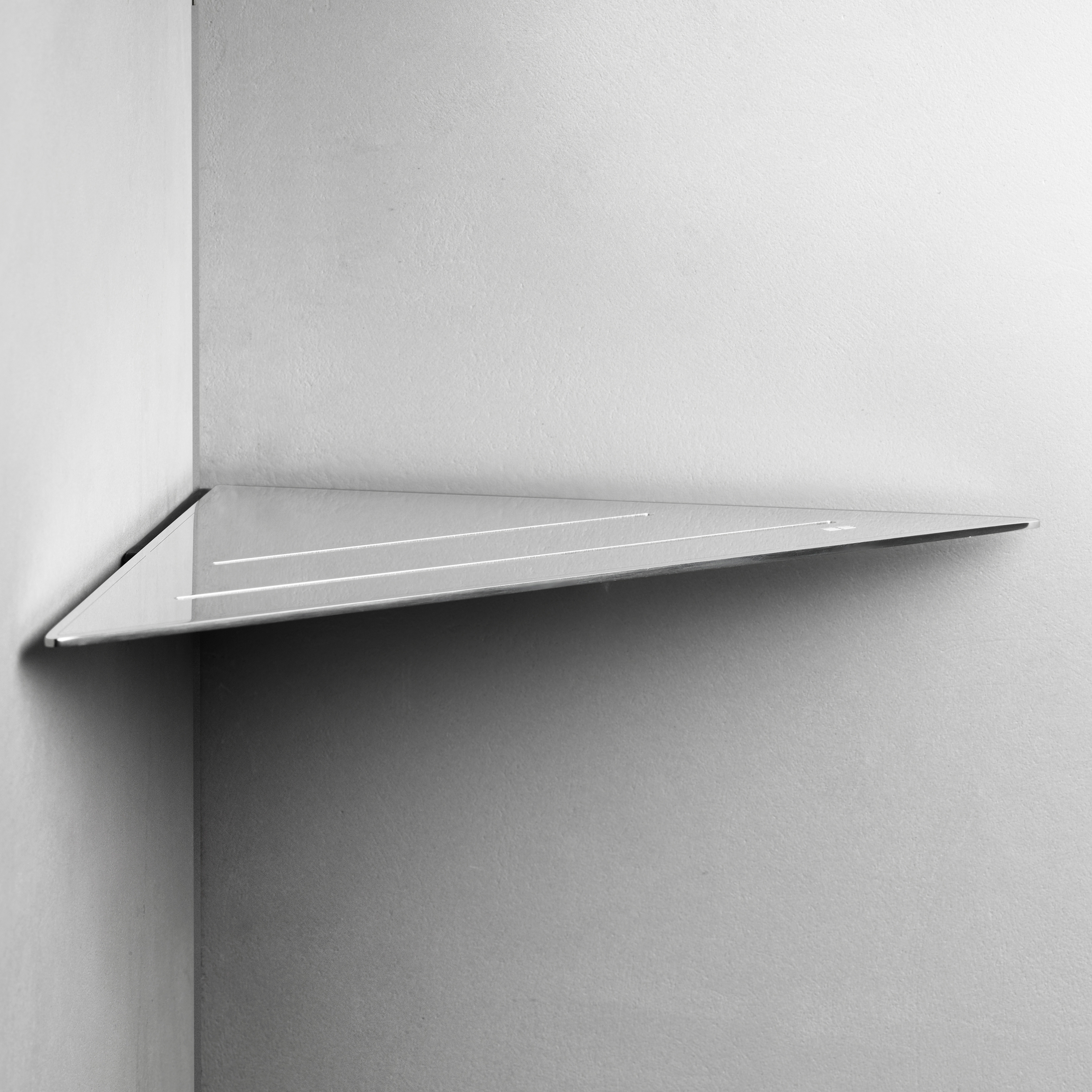 Reframe Collection | Corner shelf - polished steel