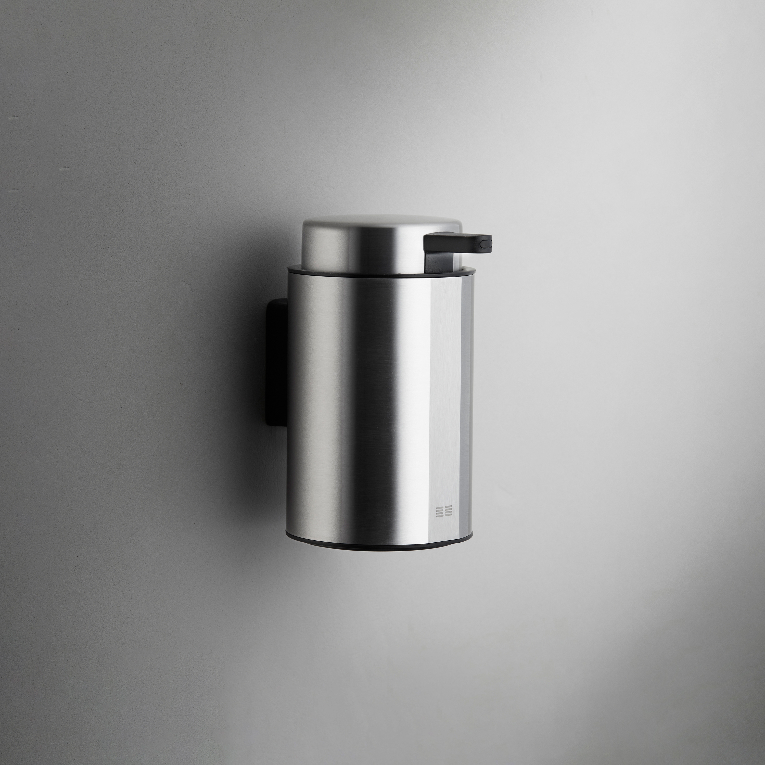 Display product Reframe Collection I Soap dispenser, wallmounted I Brushed steel from manufacturer Unidrain