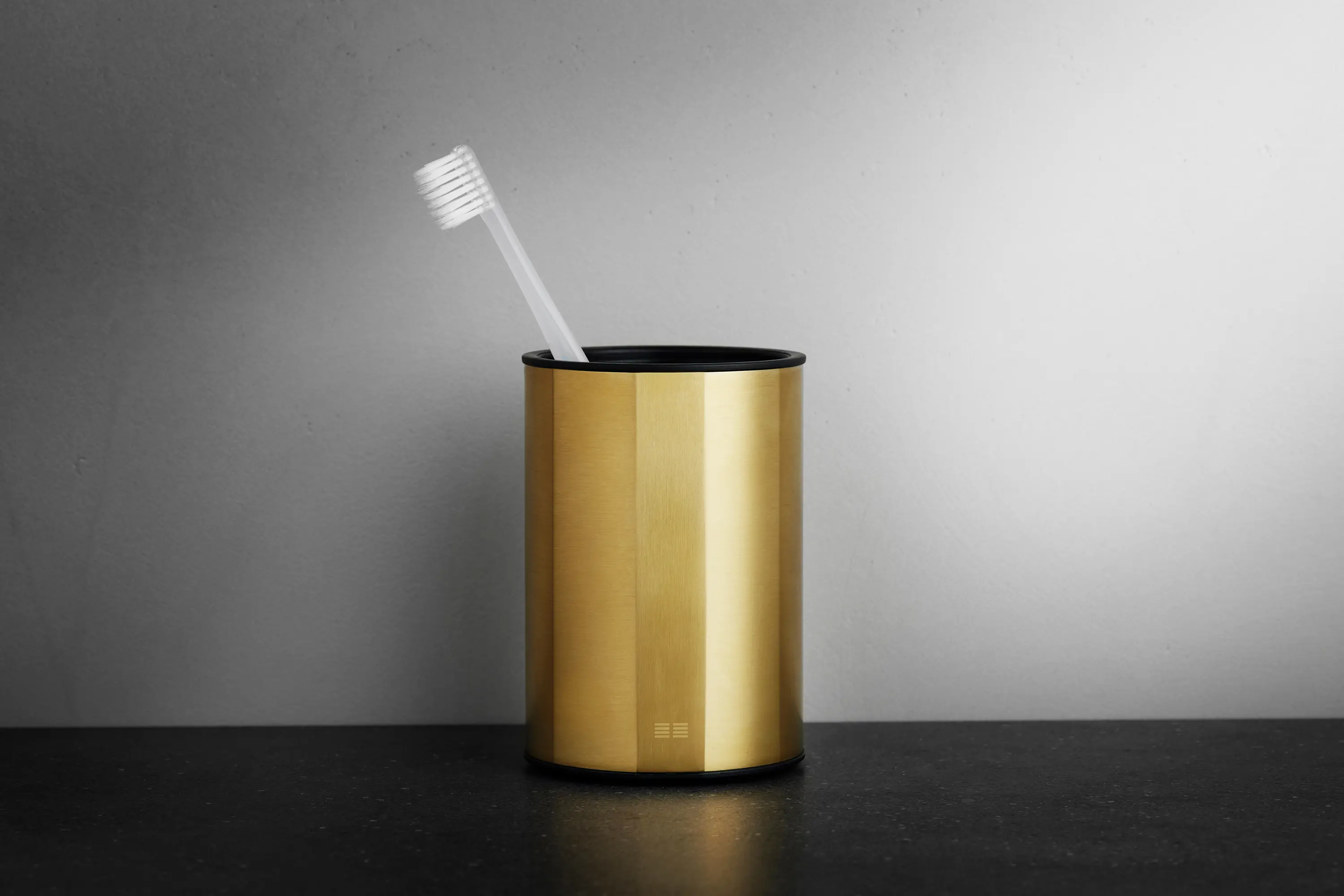 Unidrain - Reframe Collection | Zahnbürstenhalter- messing (PVD)