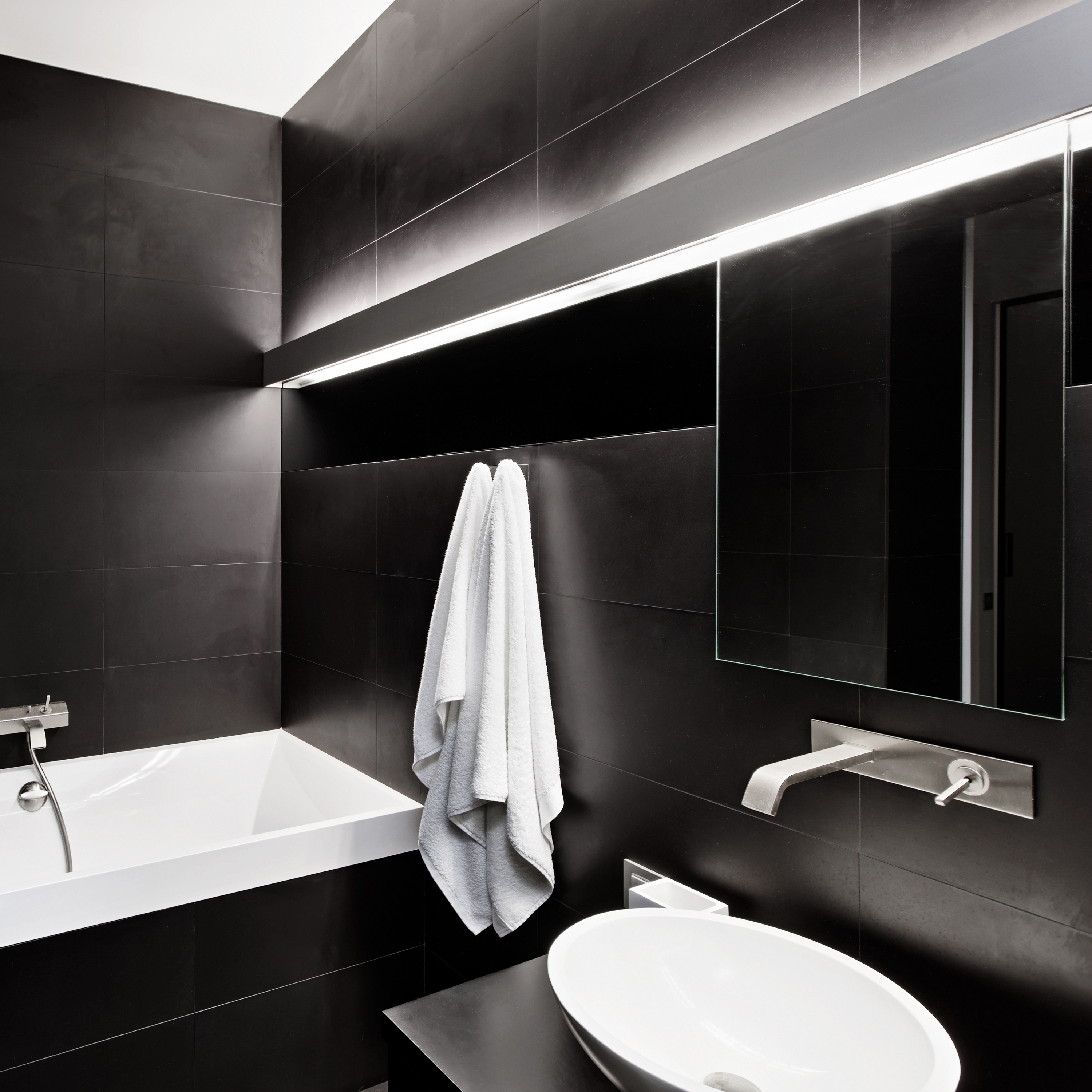LED Luminaires profiles