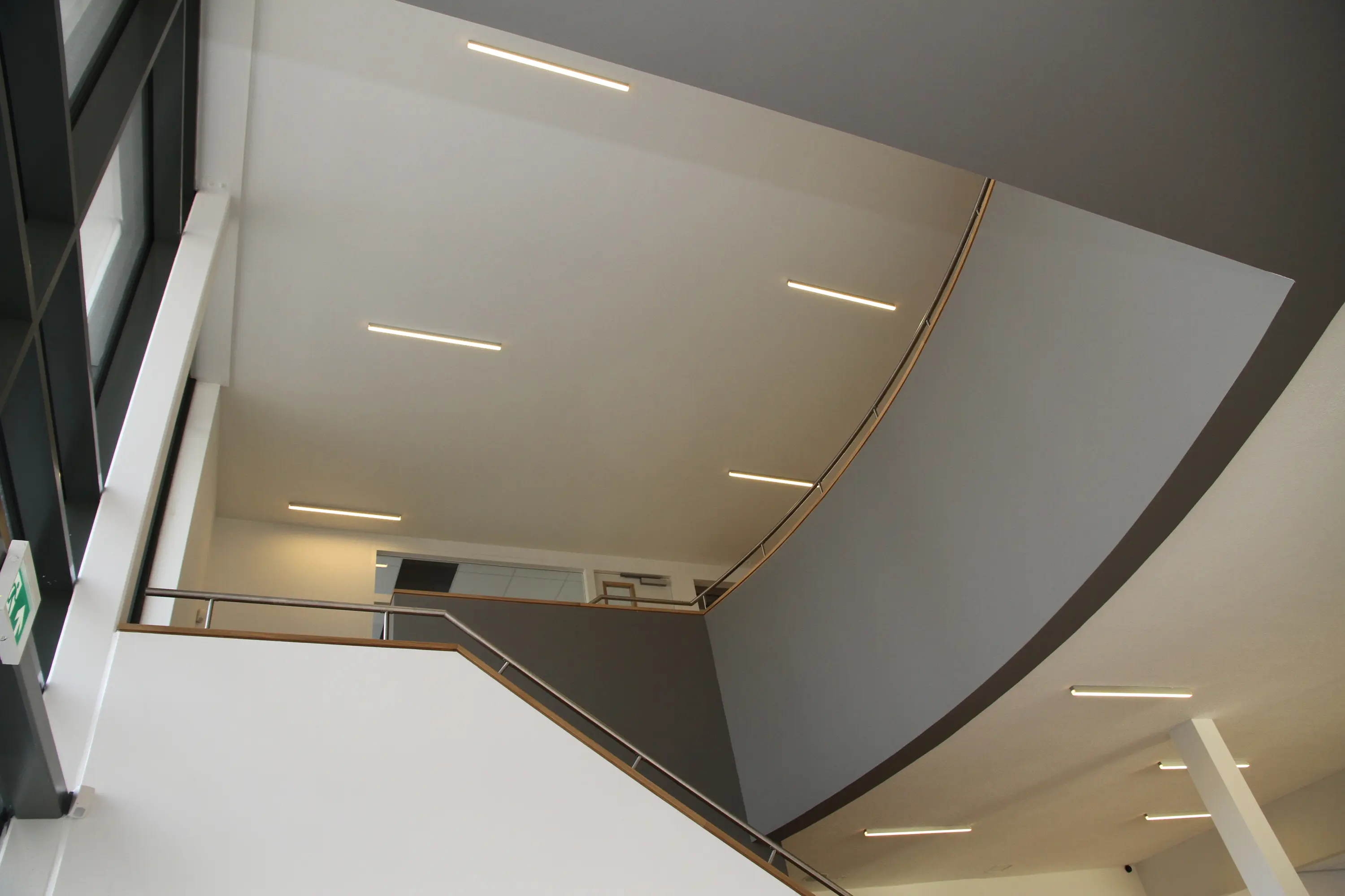 Galaxy Profiles - PL6 series | End cap E17