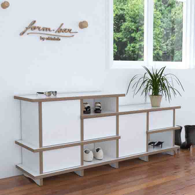 CLOAKROOM BENCH