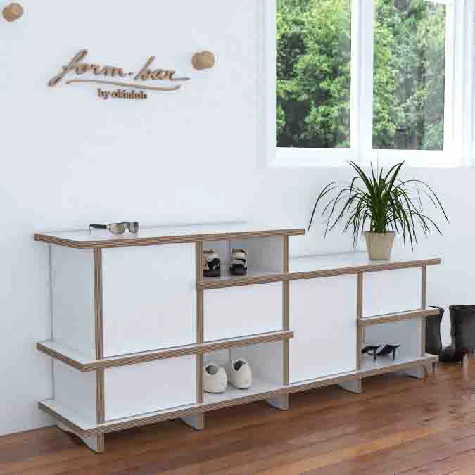 CLOAKROOM BENCH