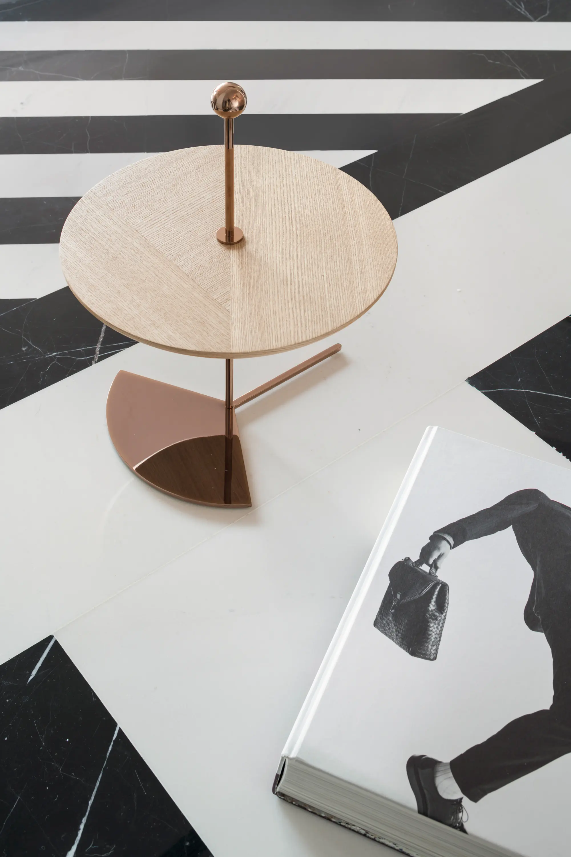 Maison Dada - OFF THE MOON | Side Table N5