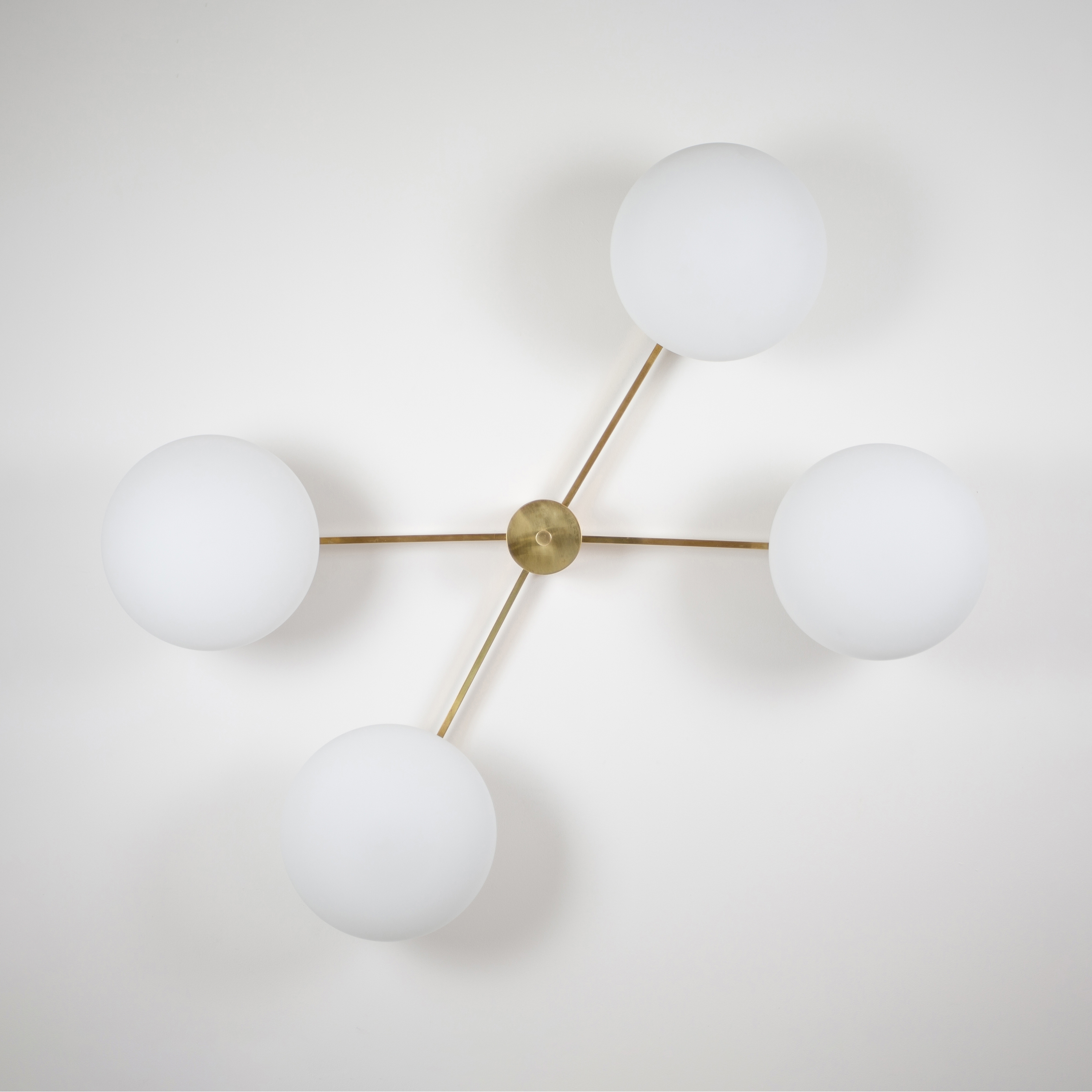 Mostra il prodotto Stella Butterfly del produttore DESIGNforMACHA
