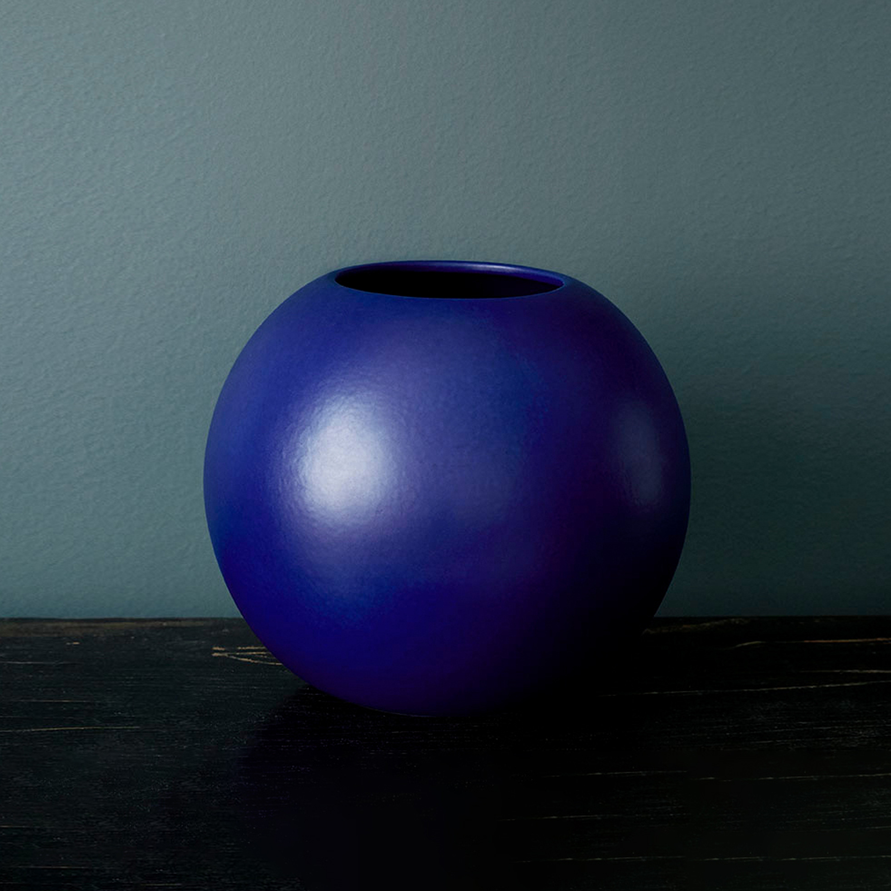 Produkt Ceramic Vases | Circular des Herstellers File Under Pop anzeigen