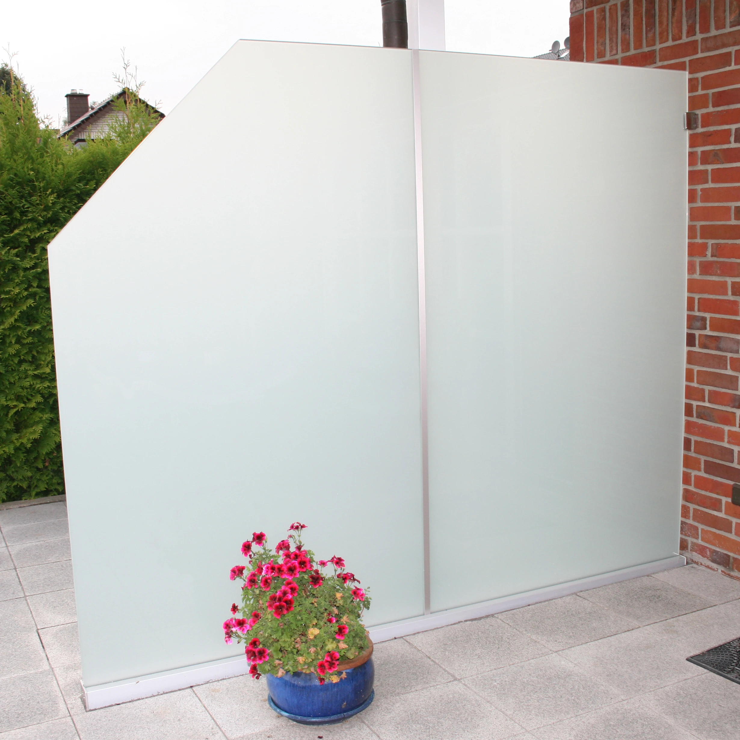 Sichtschutz und Windschutz aus Glas
