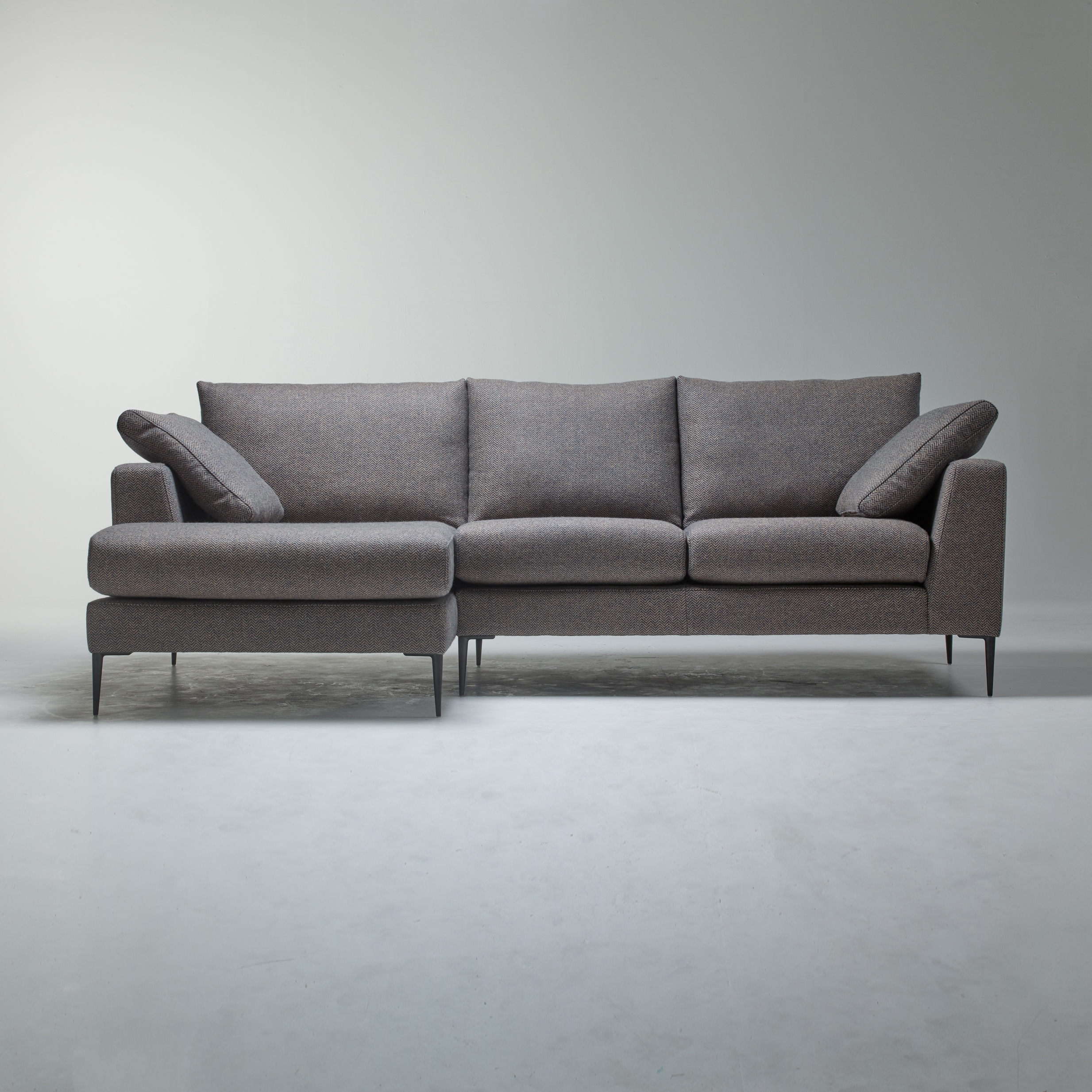 Display product Campeche | LHF Medium Chaise Sofa from manufacturer Roger Lewis