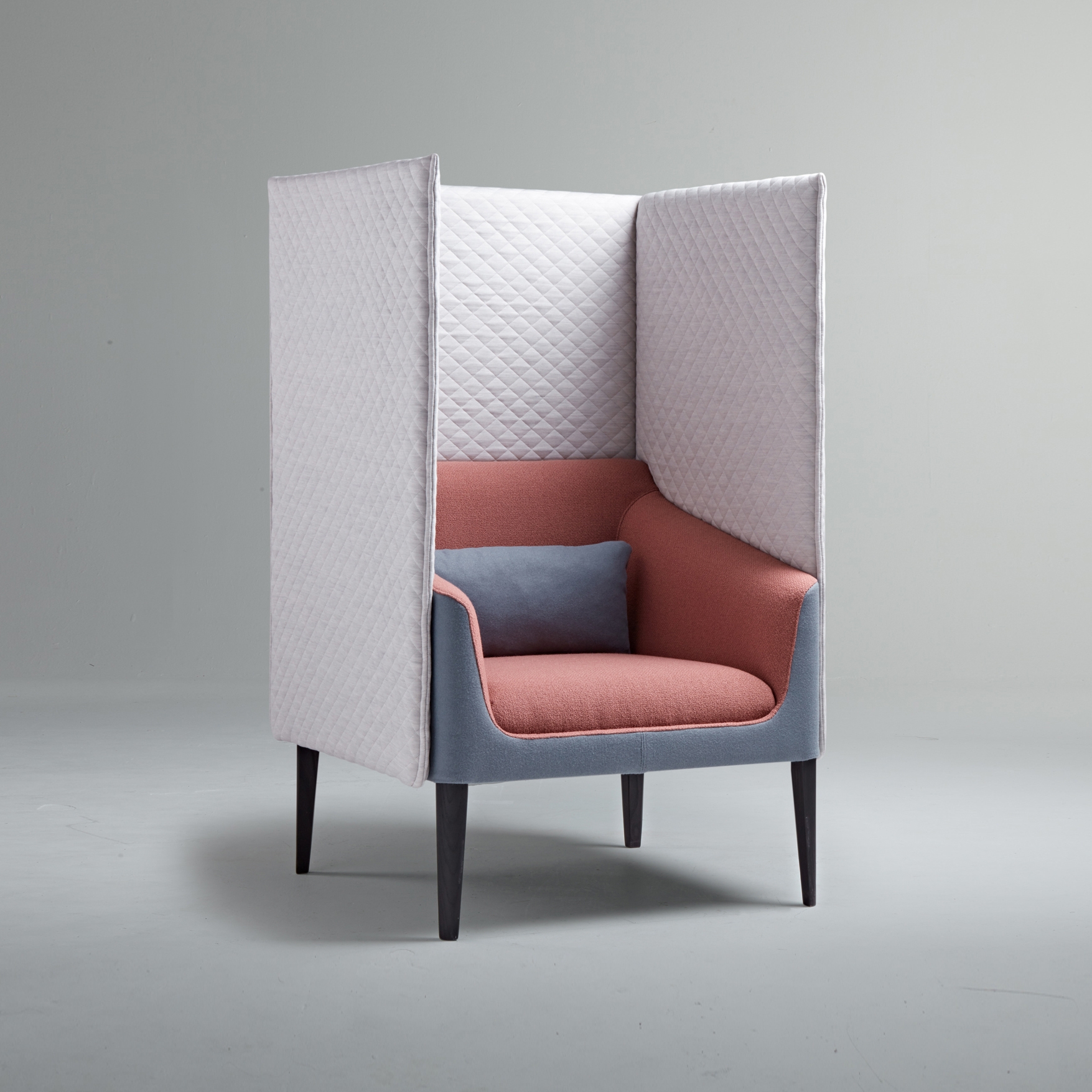 Mostra il prodotto Kyoto | Privacy Armchair Sofa del produttore Roger Lewis