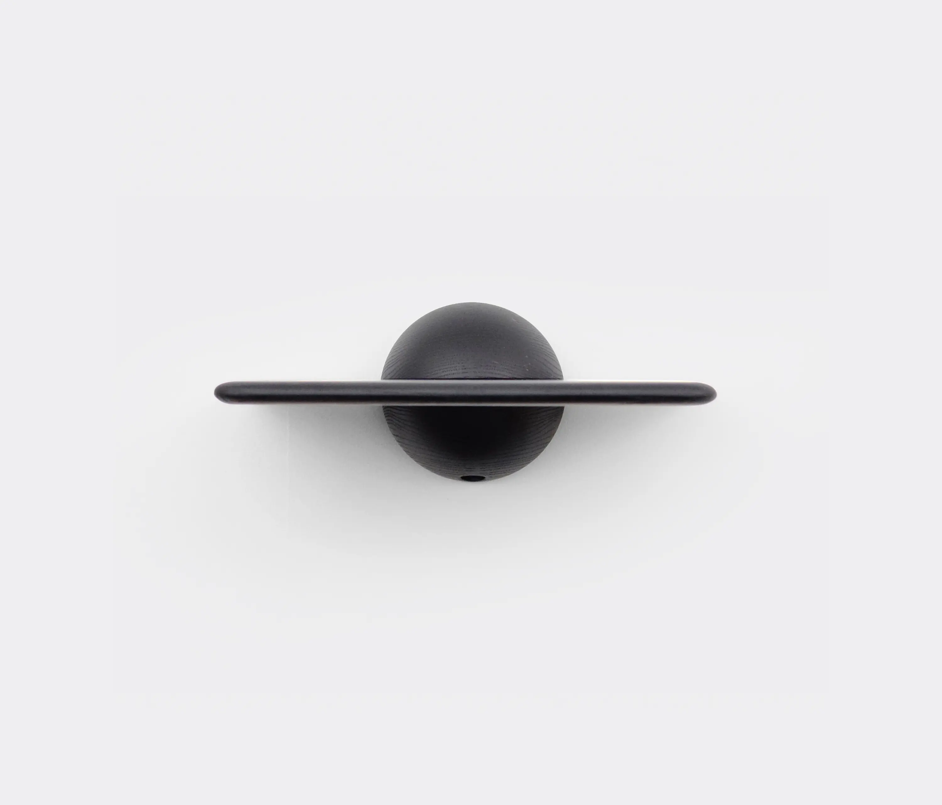 Ringvide Studio - Klot 30. Black oiled ash