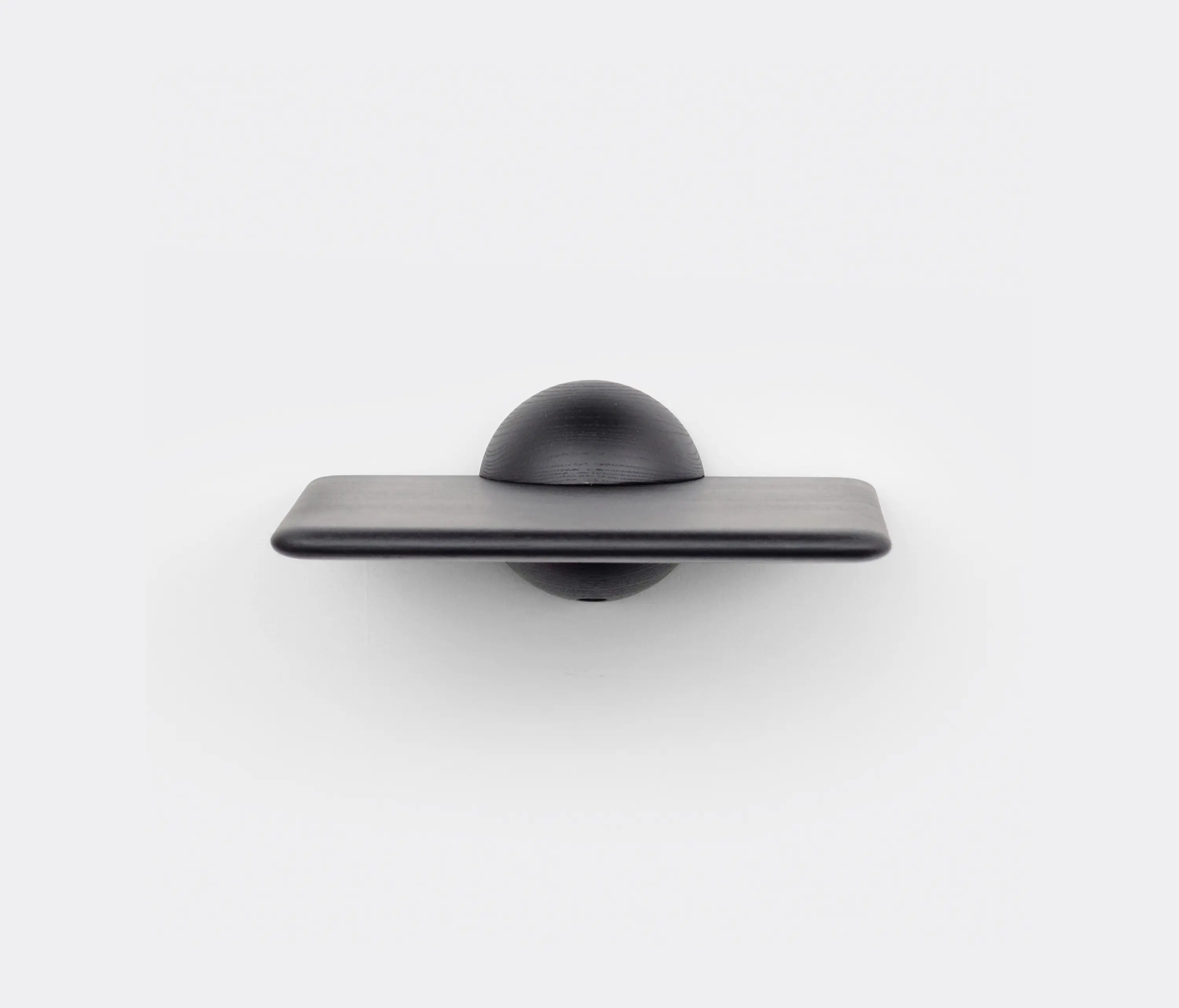 Ringvide Studio - Klot 30. Black oiled ash