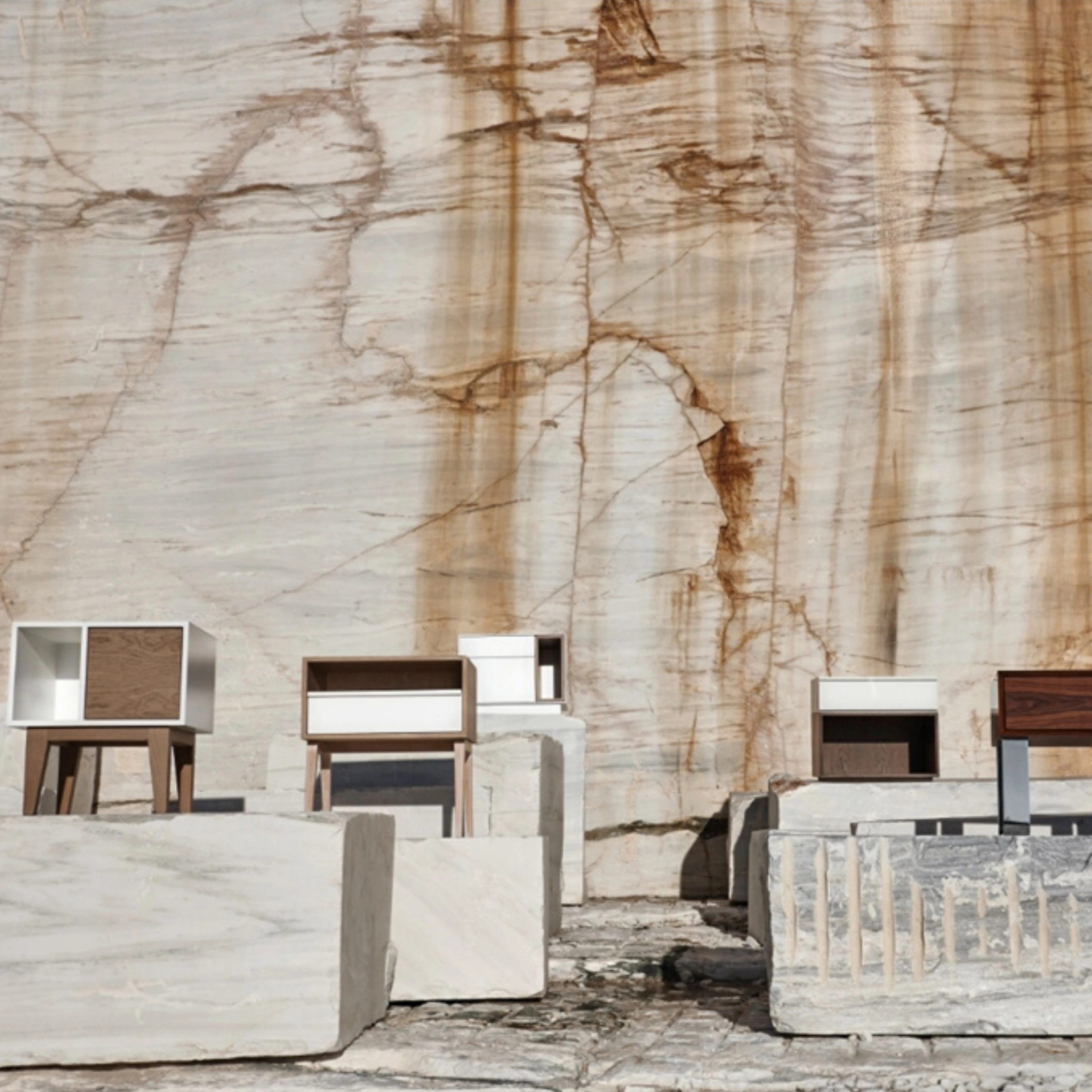 CANDIA BEDSIDE TABLES