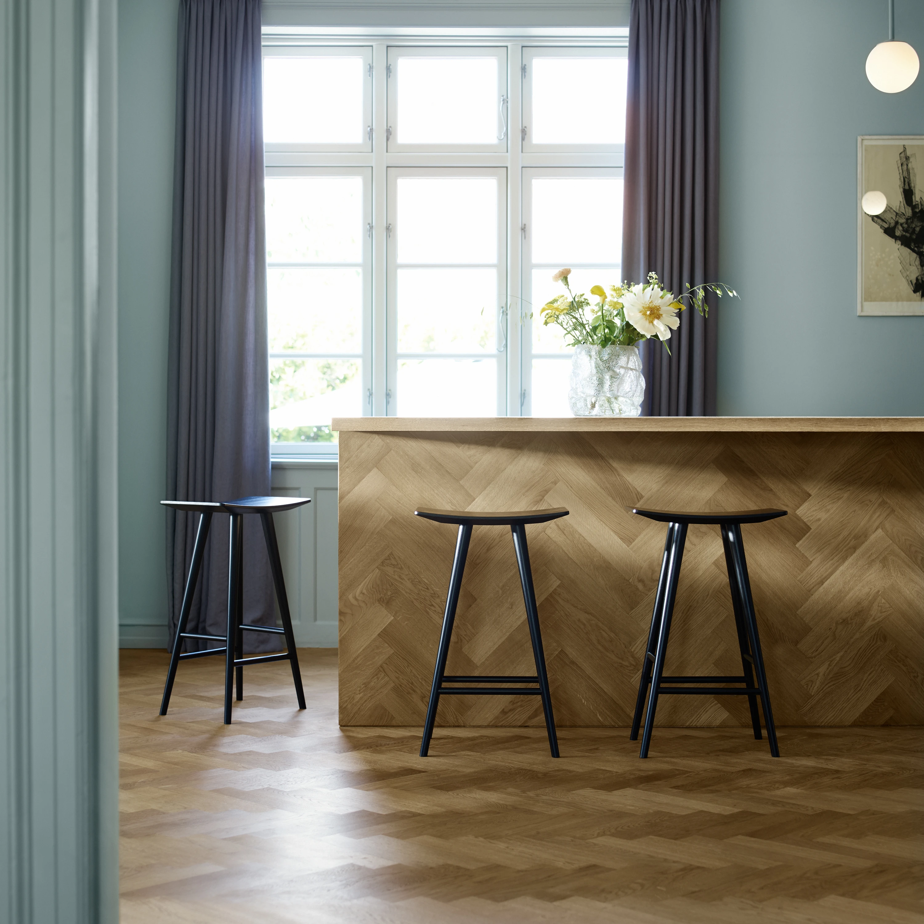 STOOLS