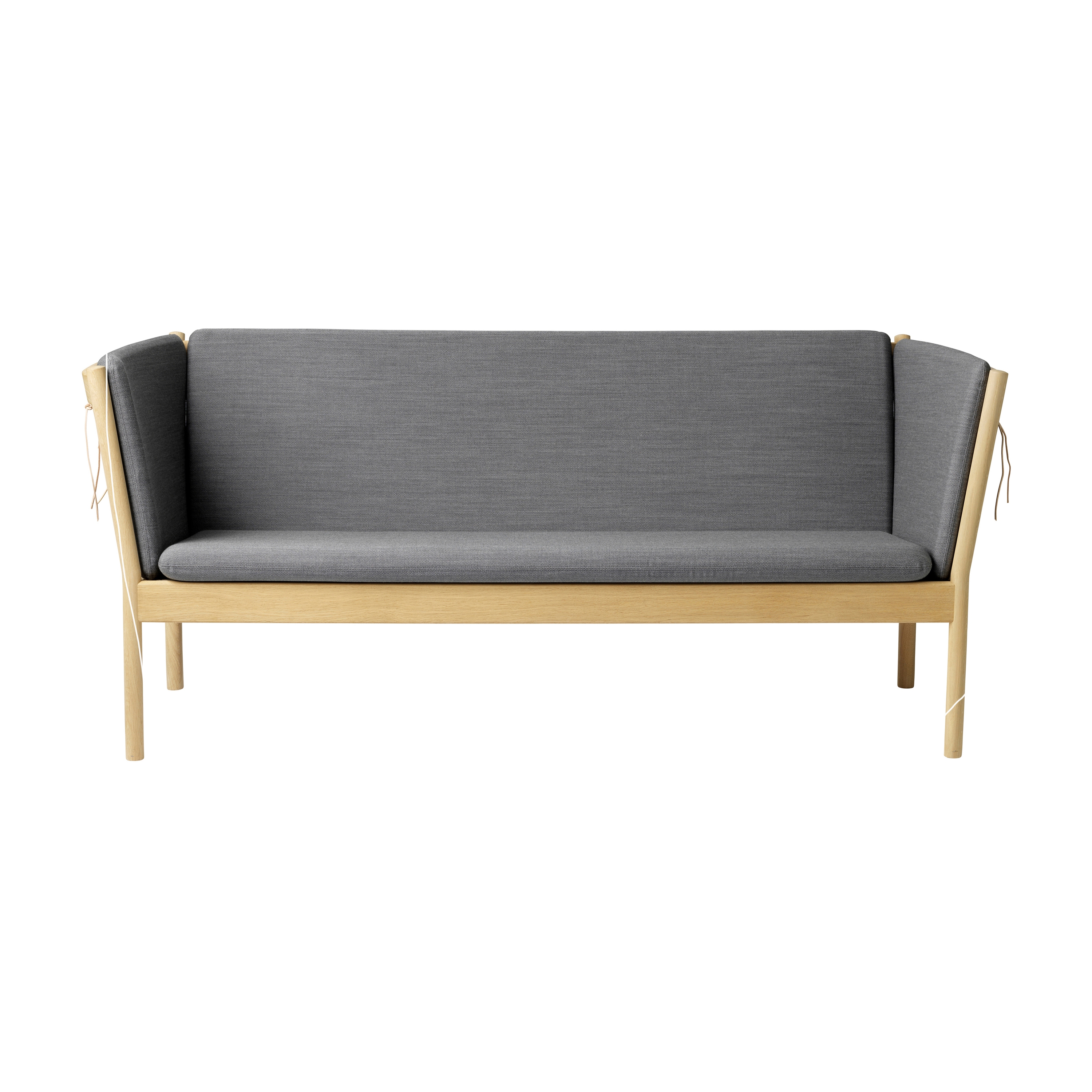 Afficher le produit J149 Sofa by Erik Ole Jørgensen du fabricant FDB Møbler