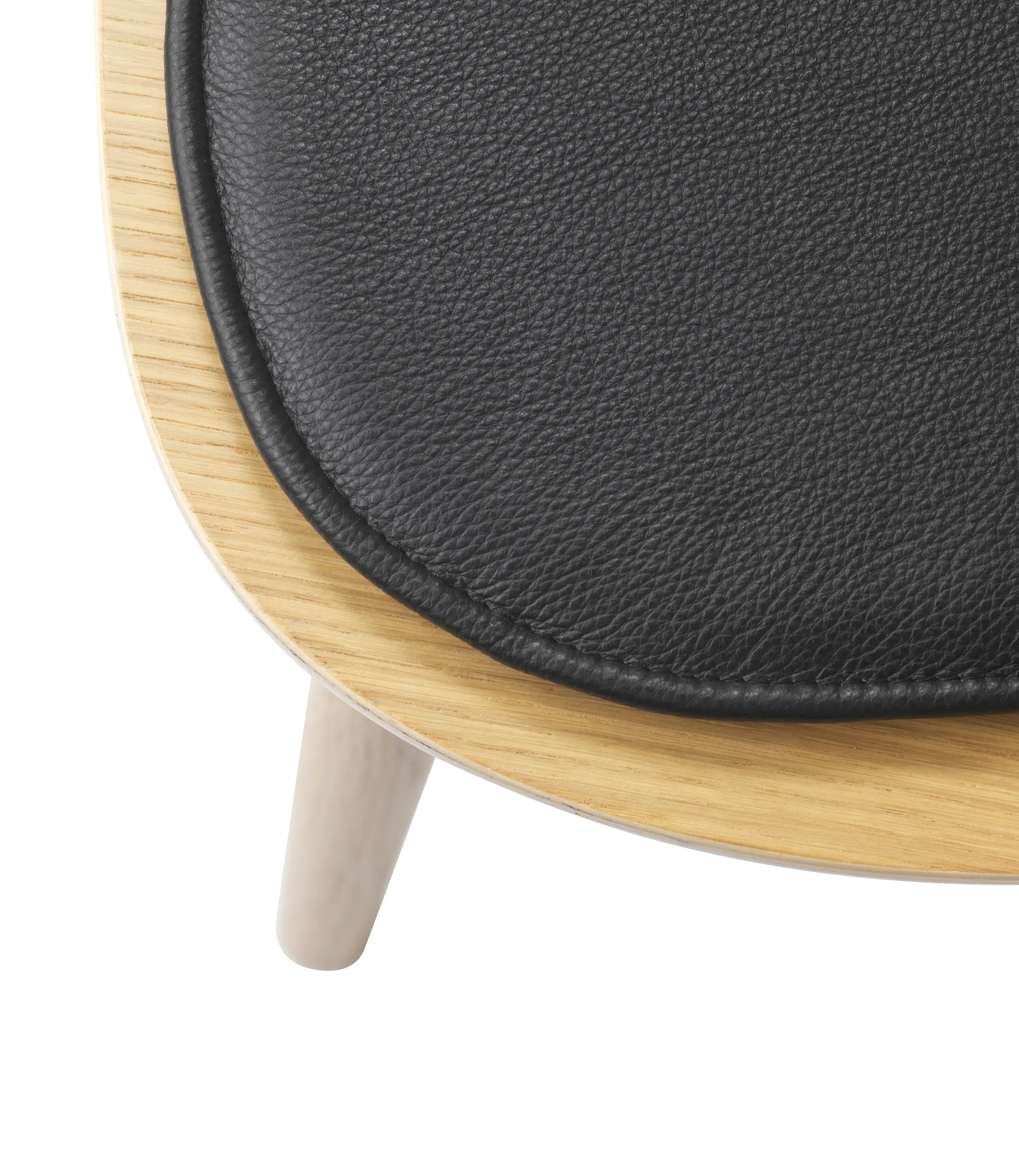 FDB Møbler - Nøje | R5 Leather Cushion
