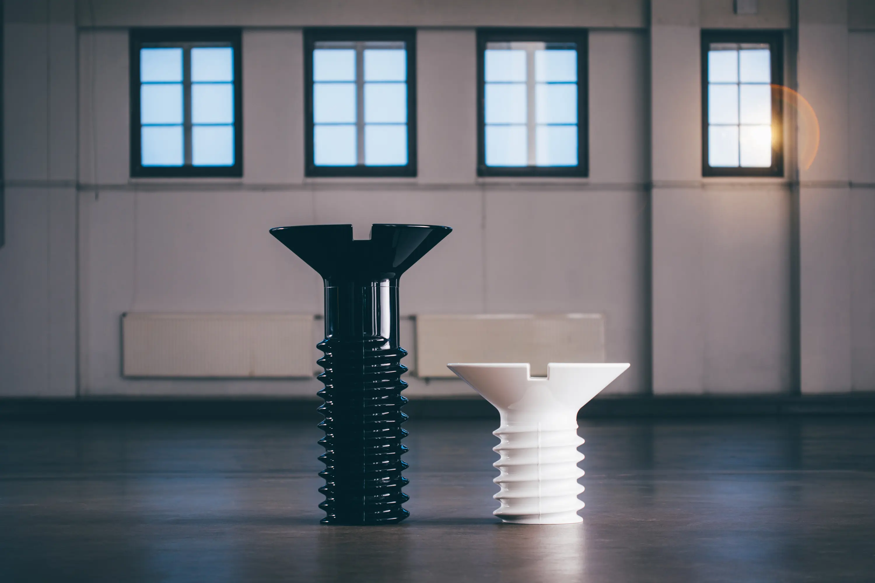 Eero Aarnio Originals - Screw, white small
