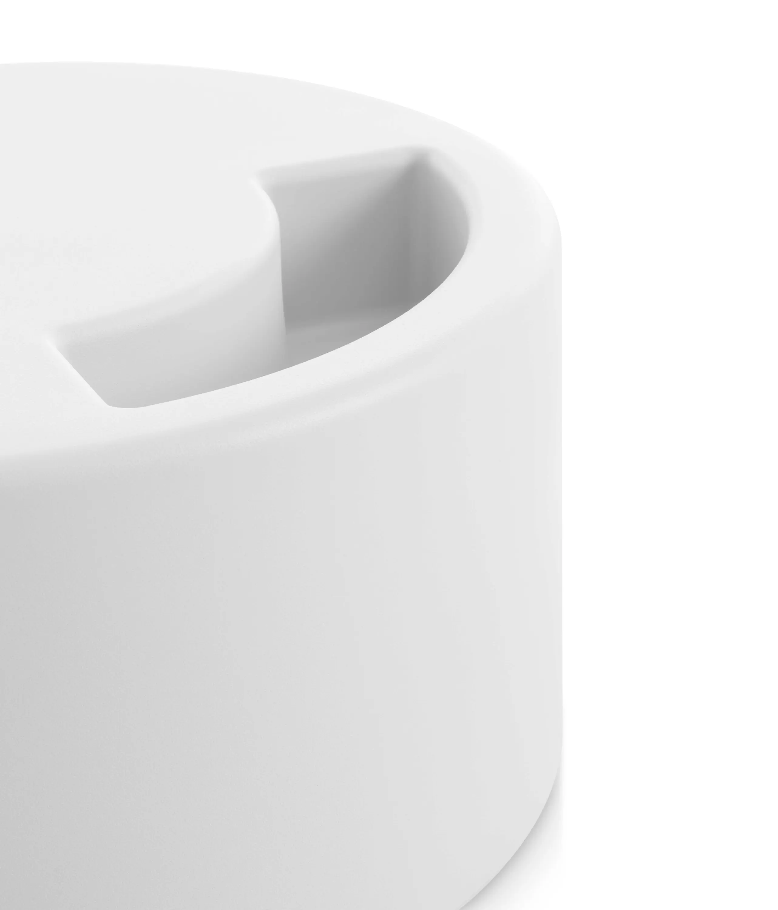 Diabla - Lipstick Table